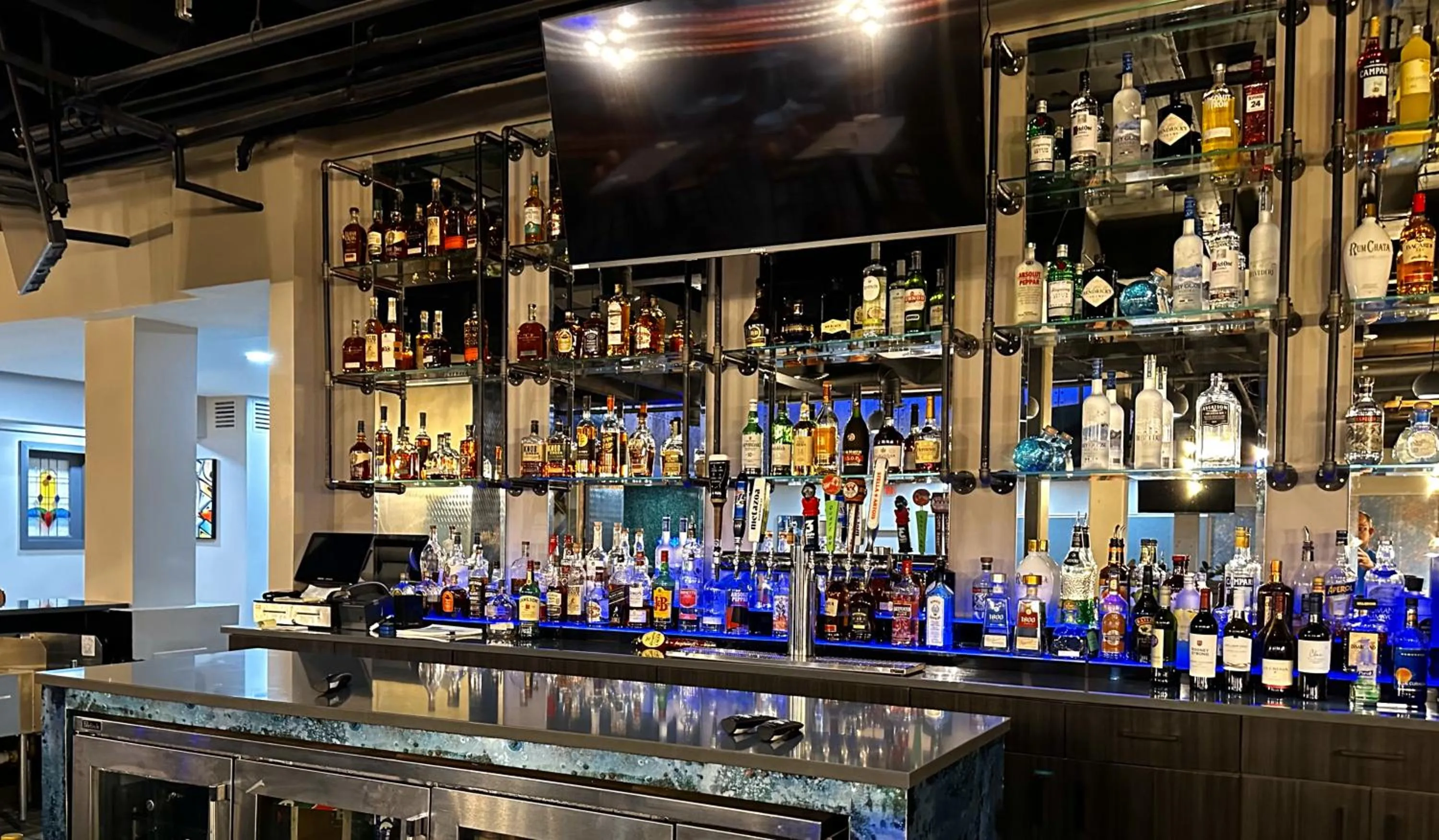 Property building in Wyndham Indianapolis Airport