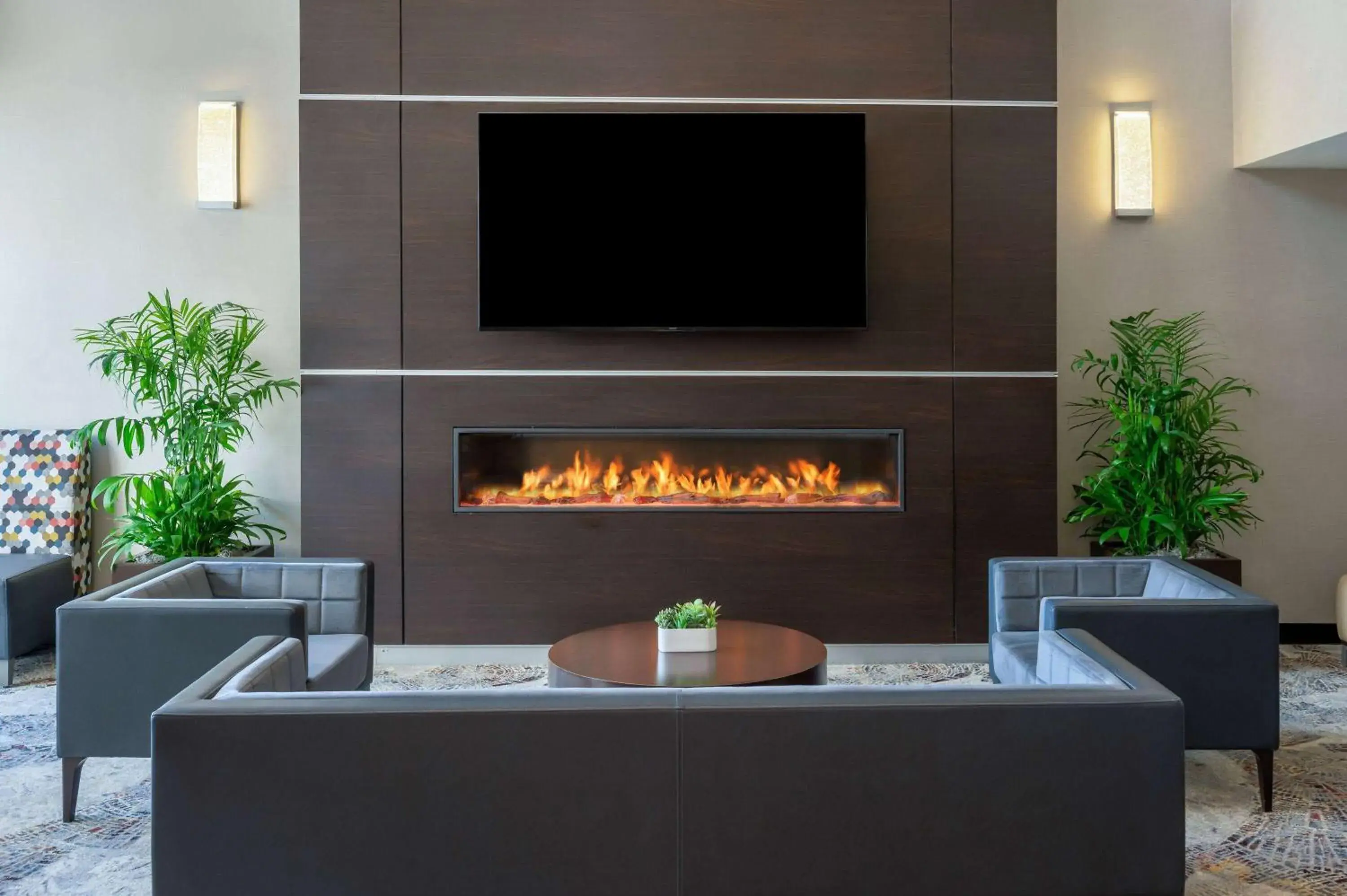 Lobby or reception in Wyndham Indianapolis Airport Lobby or reception in Wyndham Indianapolis Airport