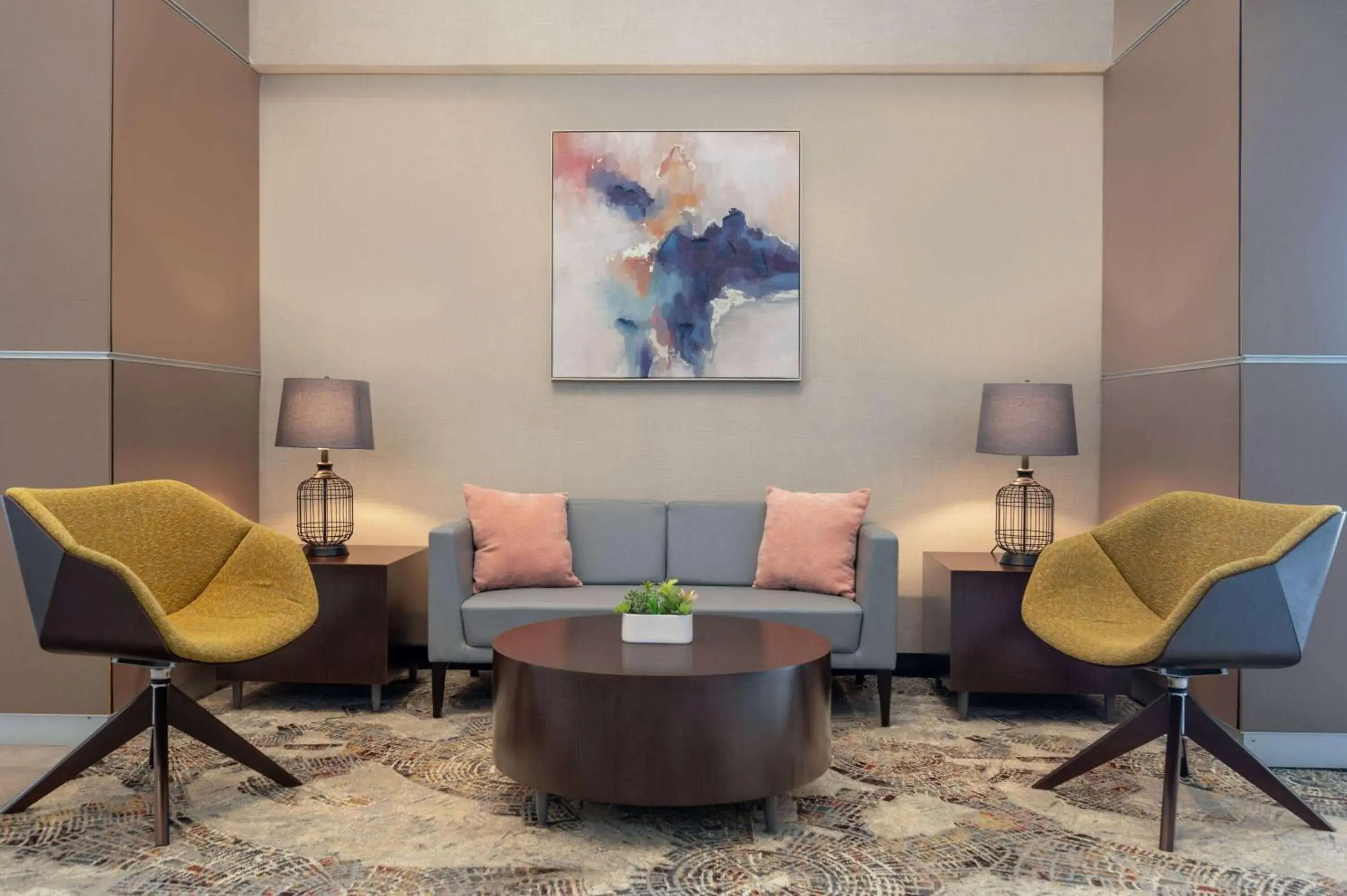 Lobby or reception in Wyndham Indianapolis Airport Lobby or reception in Wyndham Indianapolis Airport