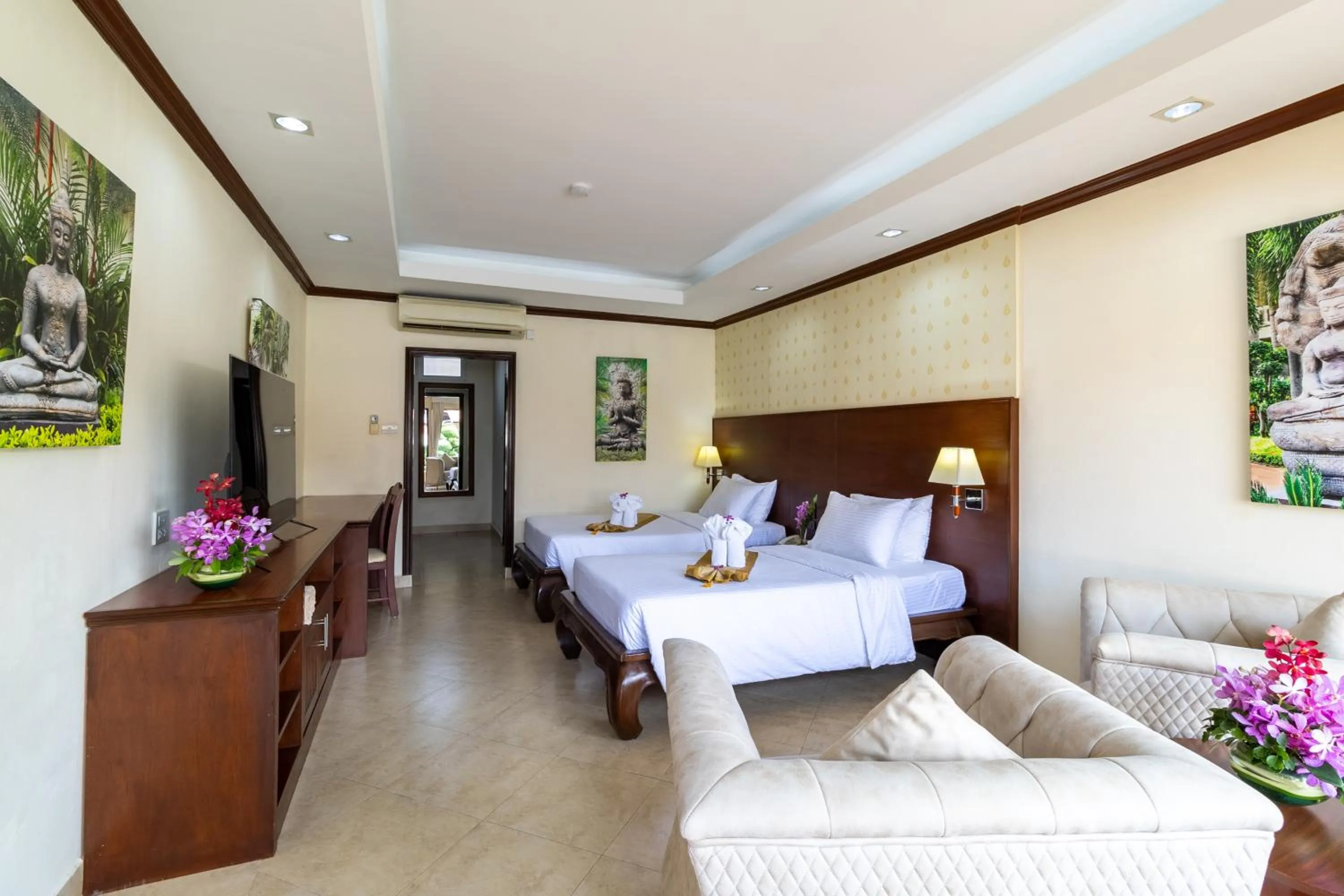 Bed in Thai Garden Resort