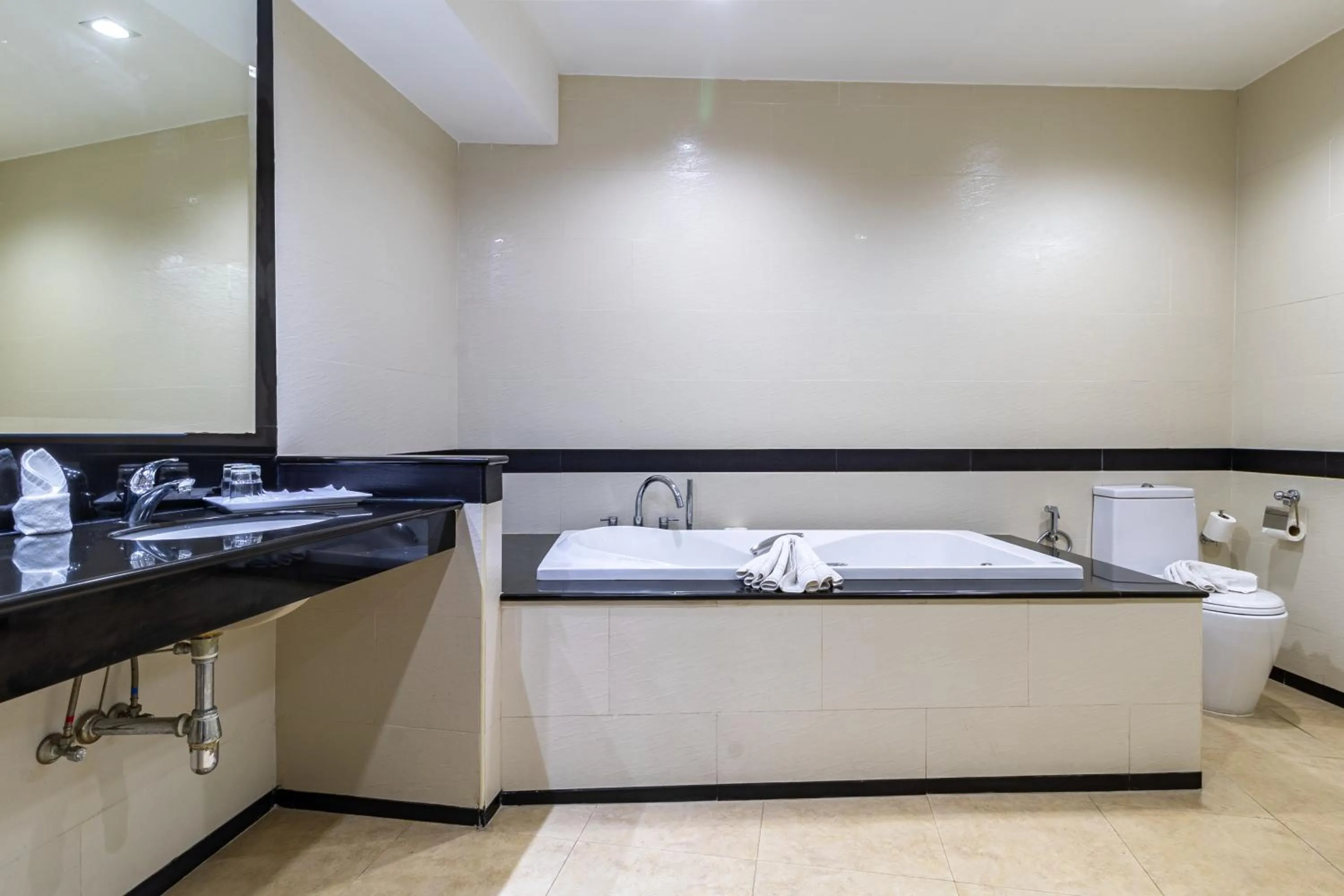 Bath in Thai Garden Resort