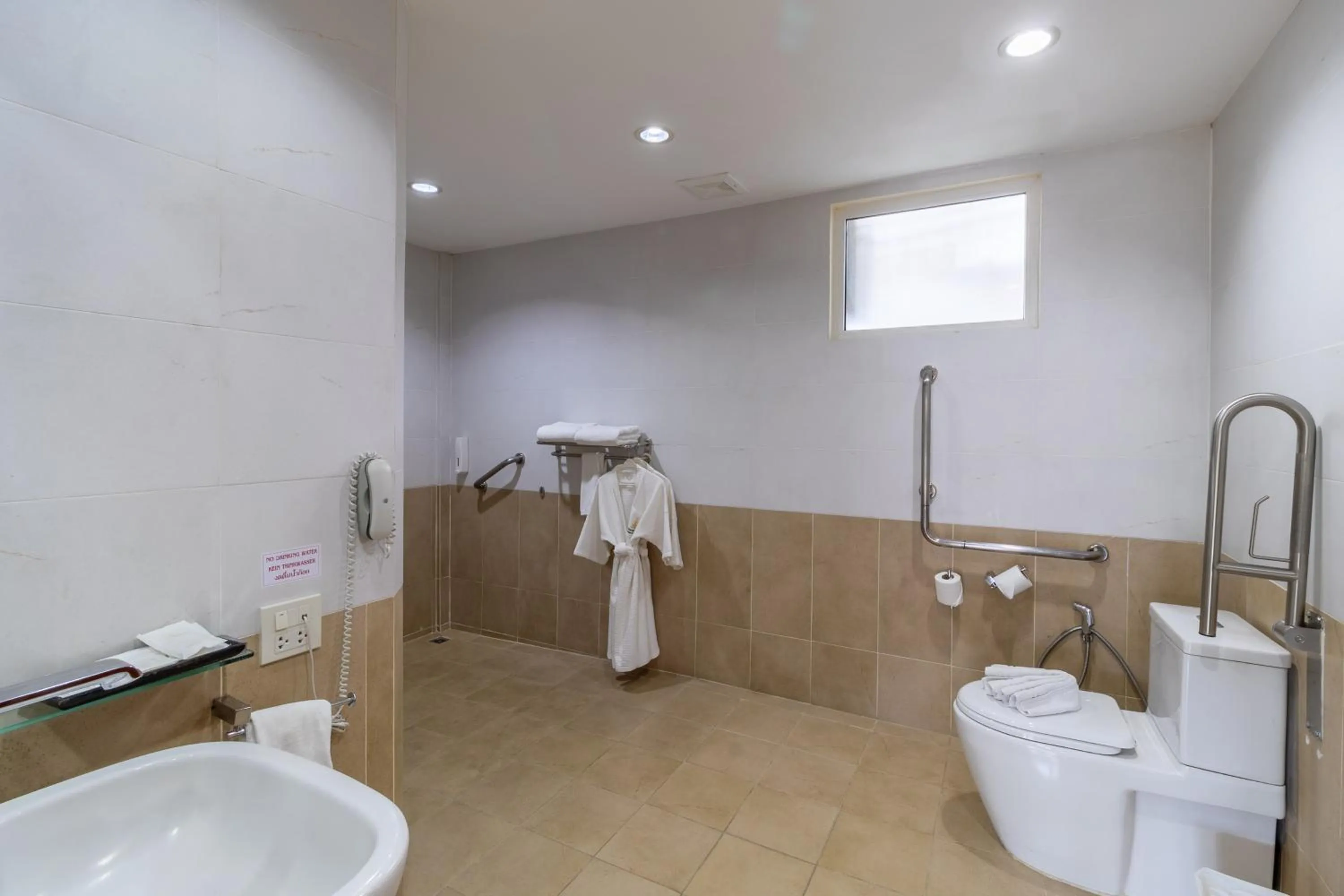 Bathroom in Thai Garden Resort