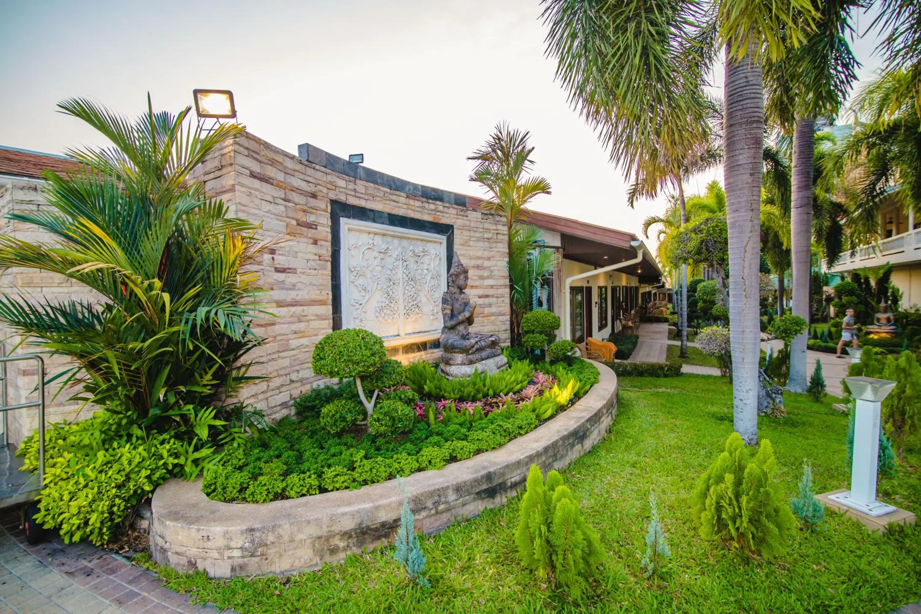 Garden in Thai Garden Resort