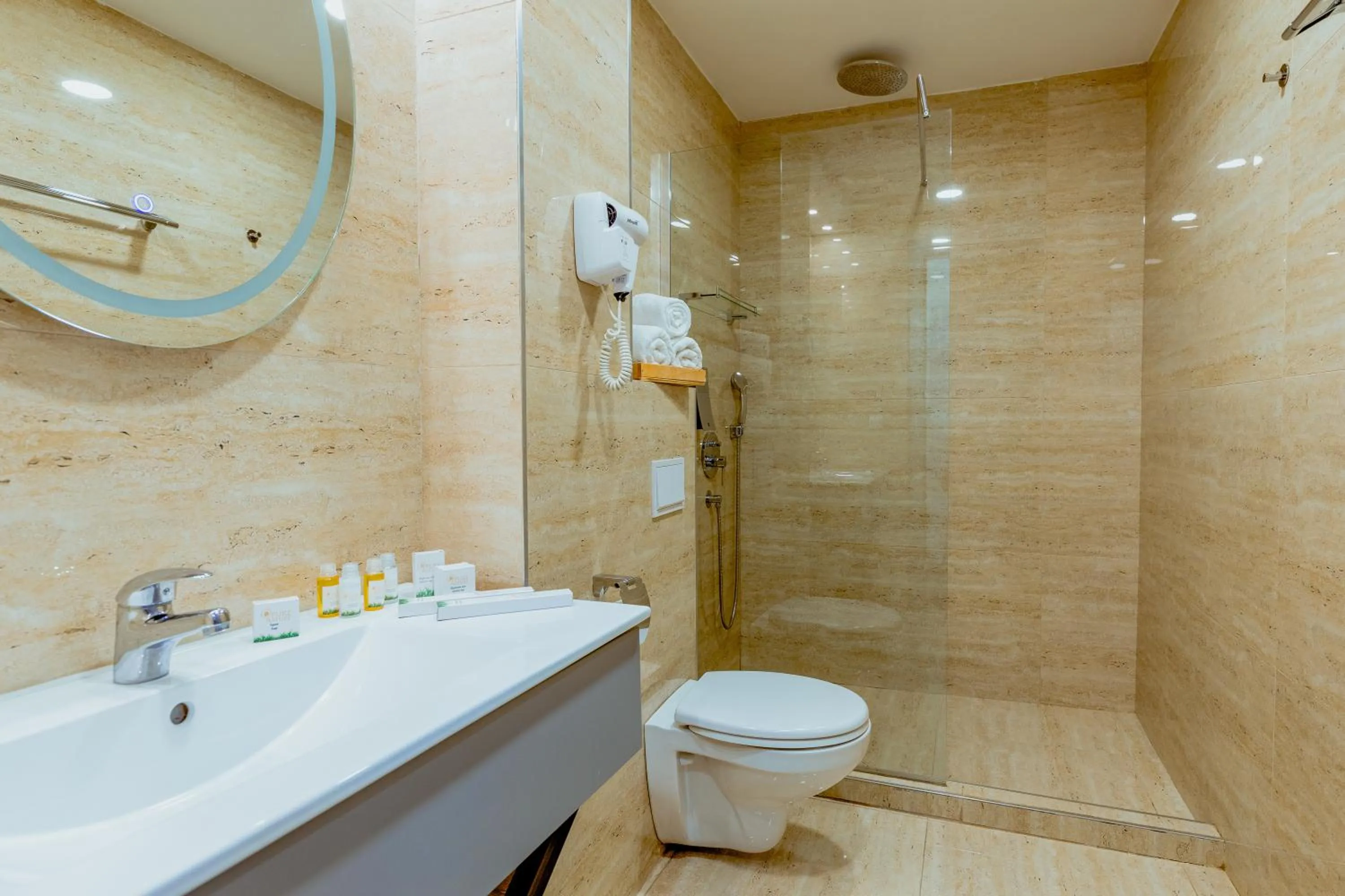 Shower in Nobel Gallery Hotel