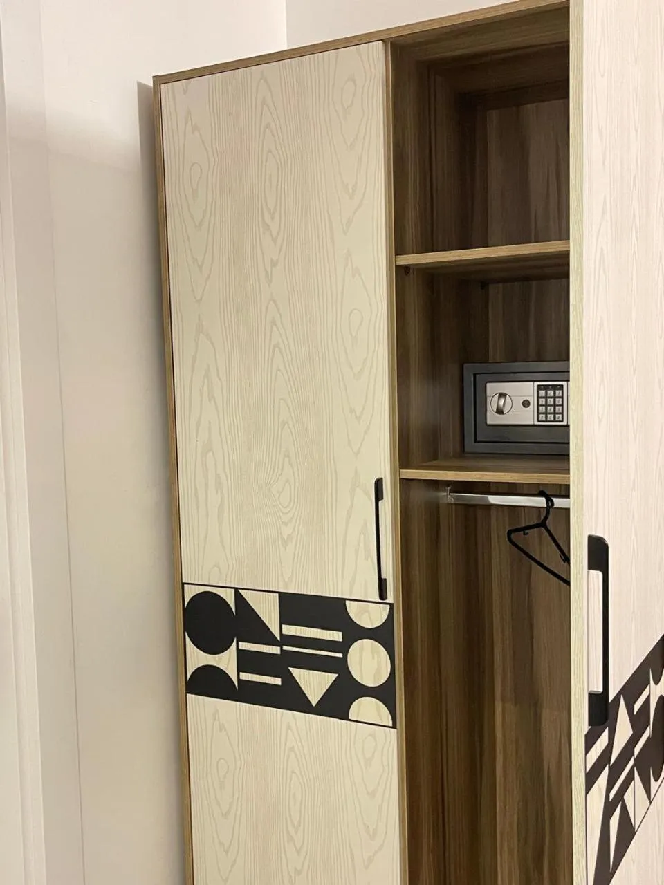 safe in Elite Pyramids Boutique Hotel