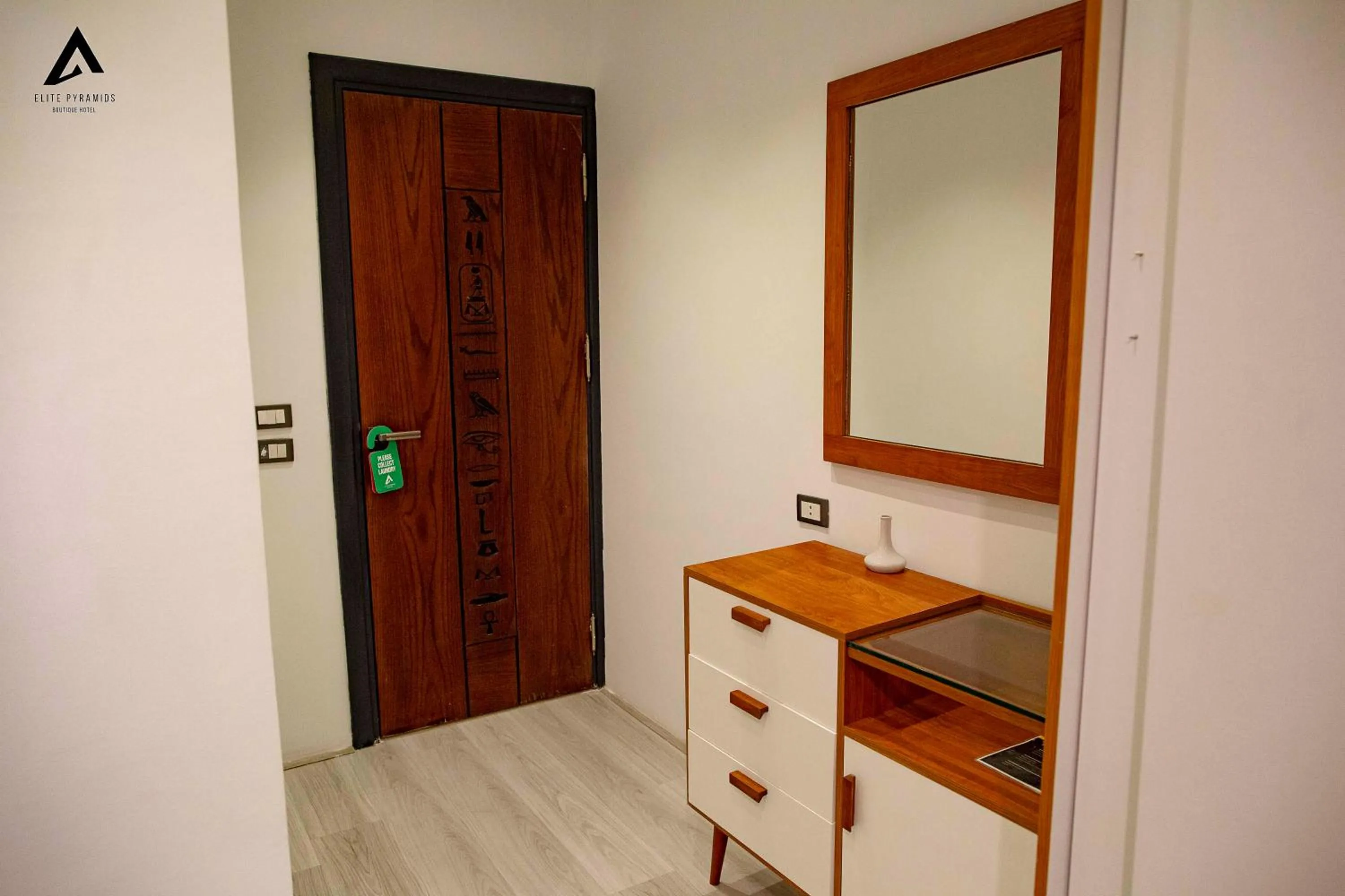 wardrobe in Elite Pyramids Boutique Hotel