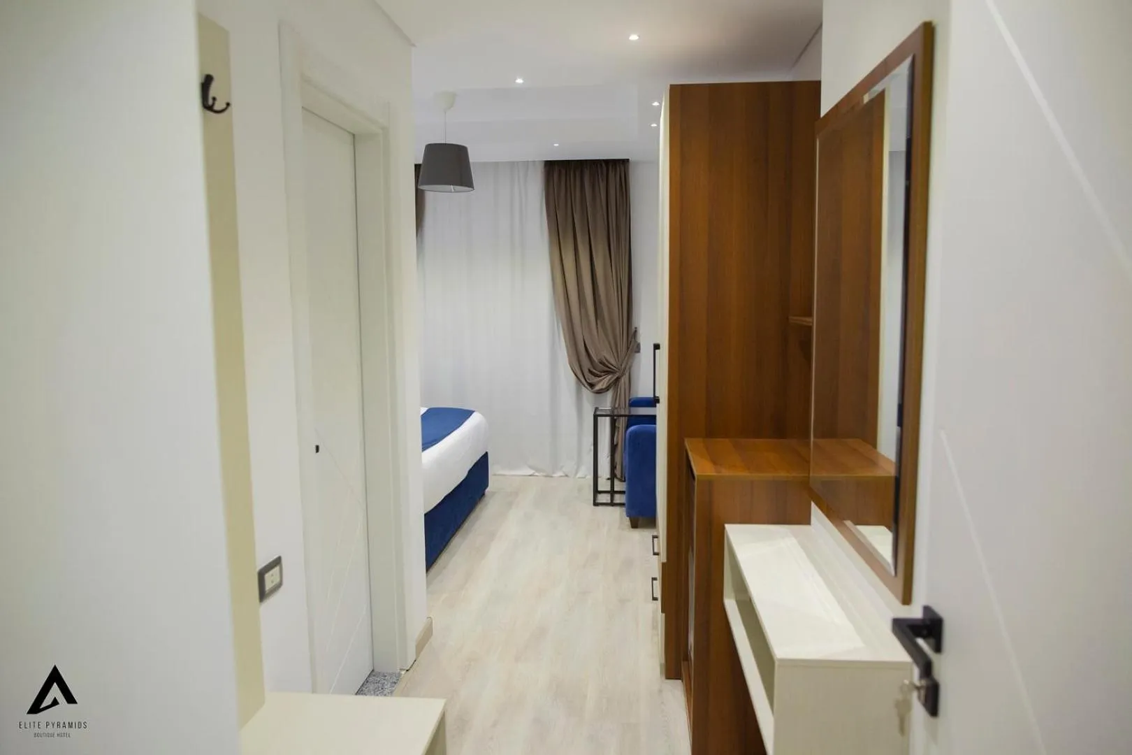 Photo of the whole room, Bed in Elite Pyramids Boutique Hotel