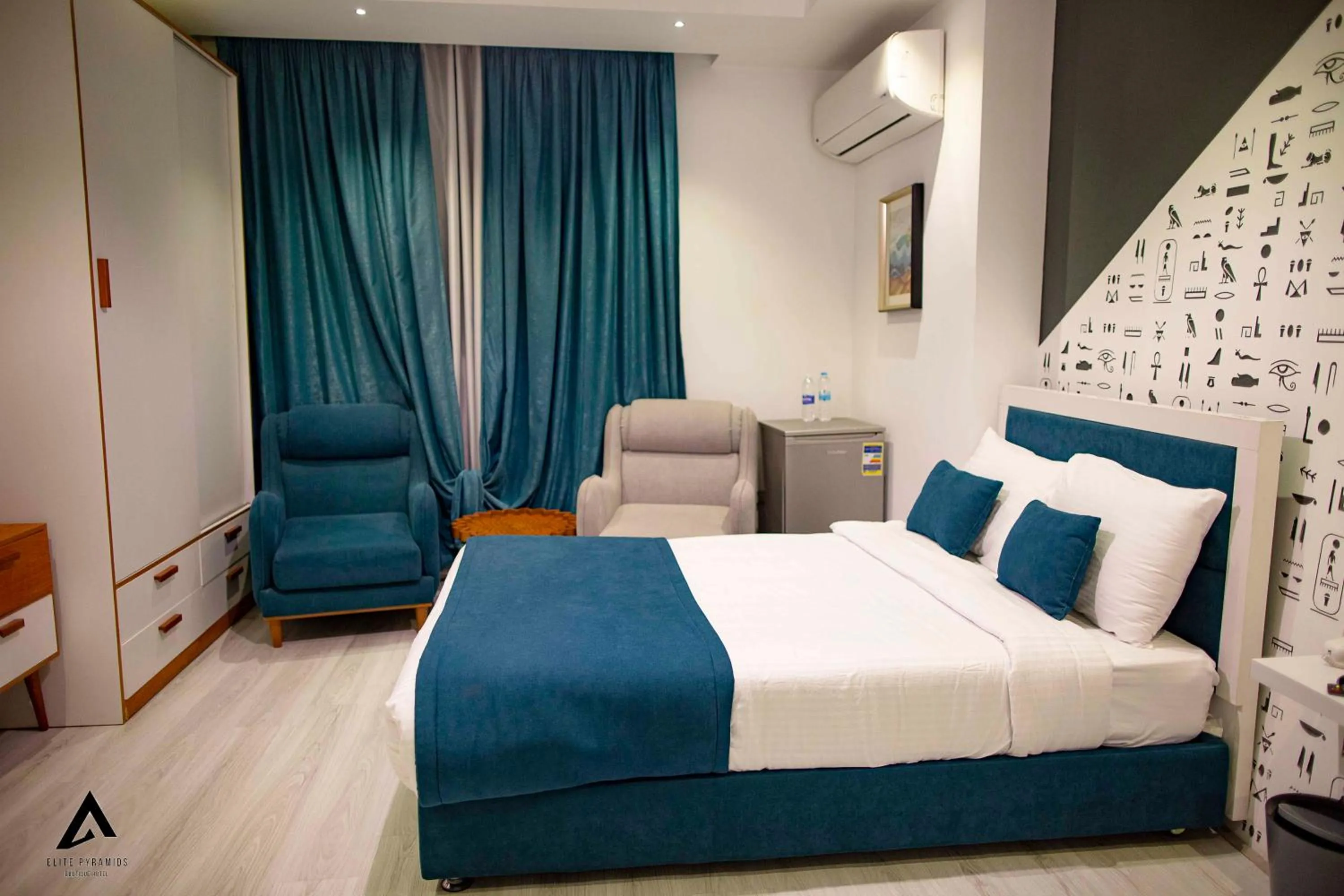 Bed in Elite Pyramids Boutique Hotel