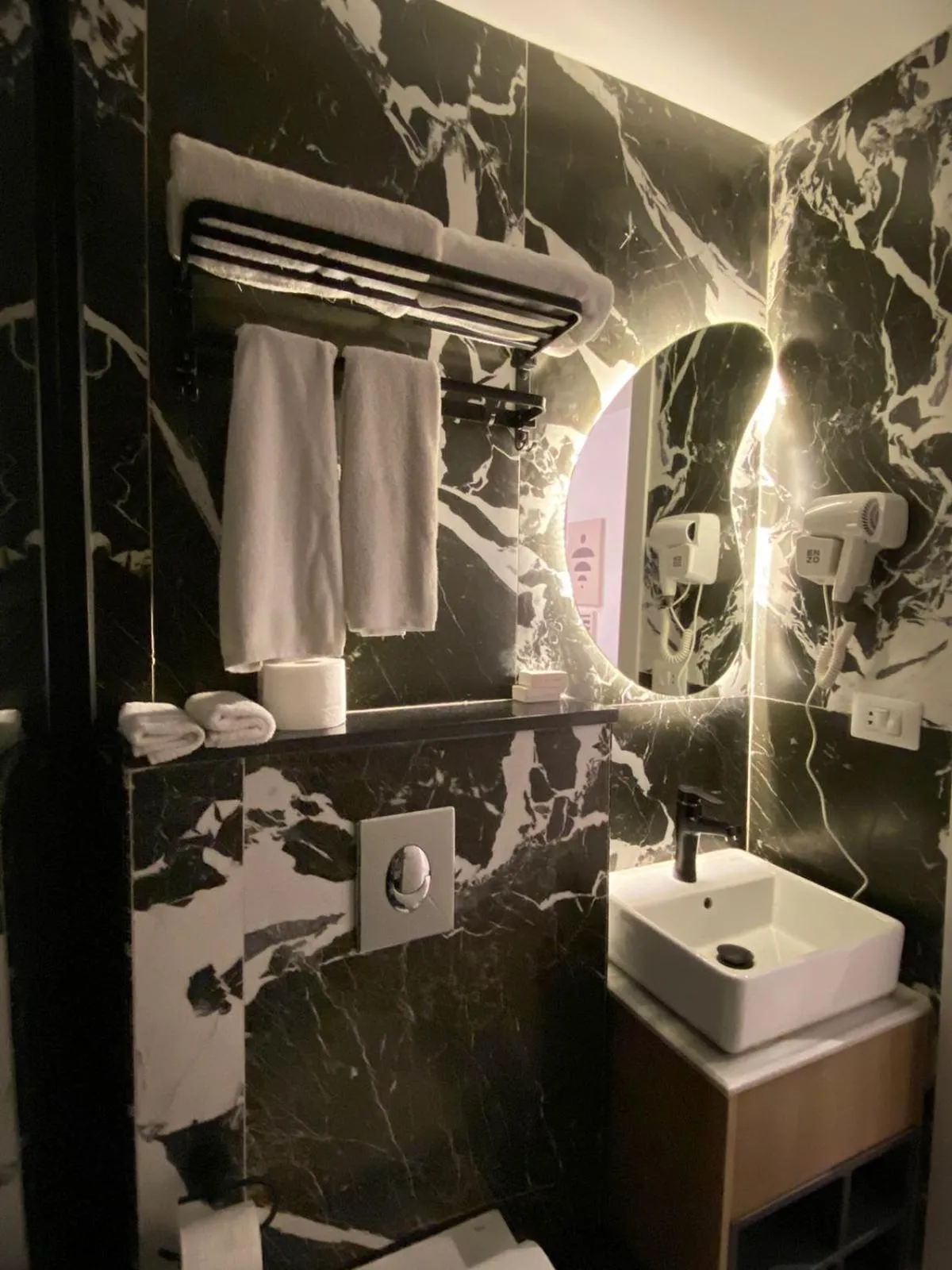 Bathroom in Elite Pyramids Boutique Hotel