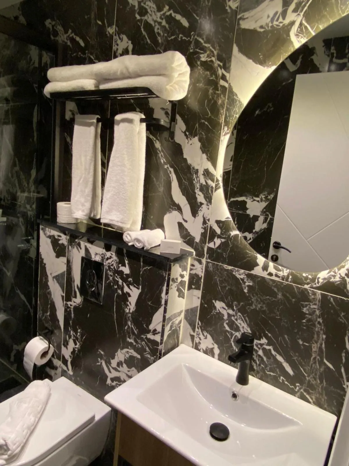 Shower in Elite Pyramids Boutique Hotel