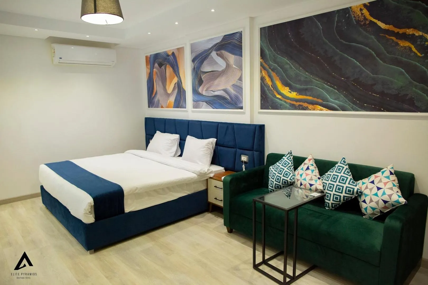 Bed in Elite Pyramids Boutique Hotel