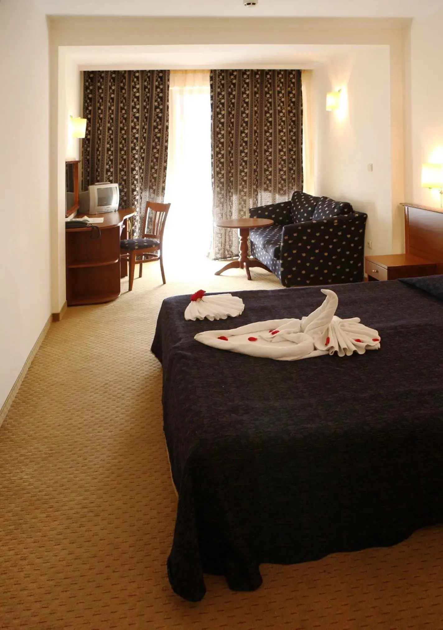 Bedroom, Bed in Hotel Yunona - All Inclusive Bedroom, Bed in Hotel Yunona - All Inclusive