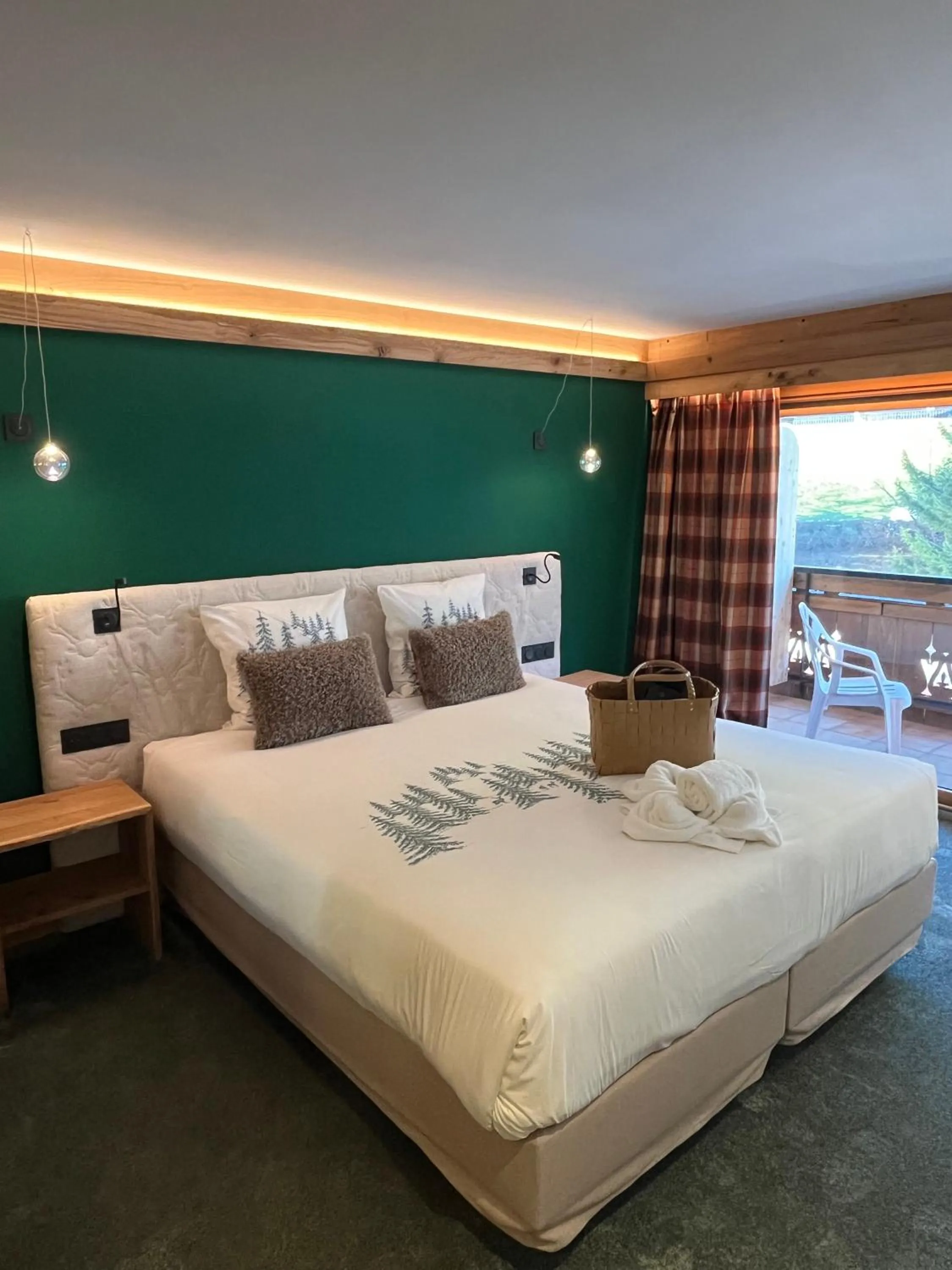 Bed in Hôtel Macchi Restaurant & Spa