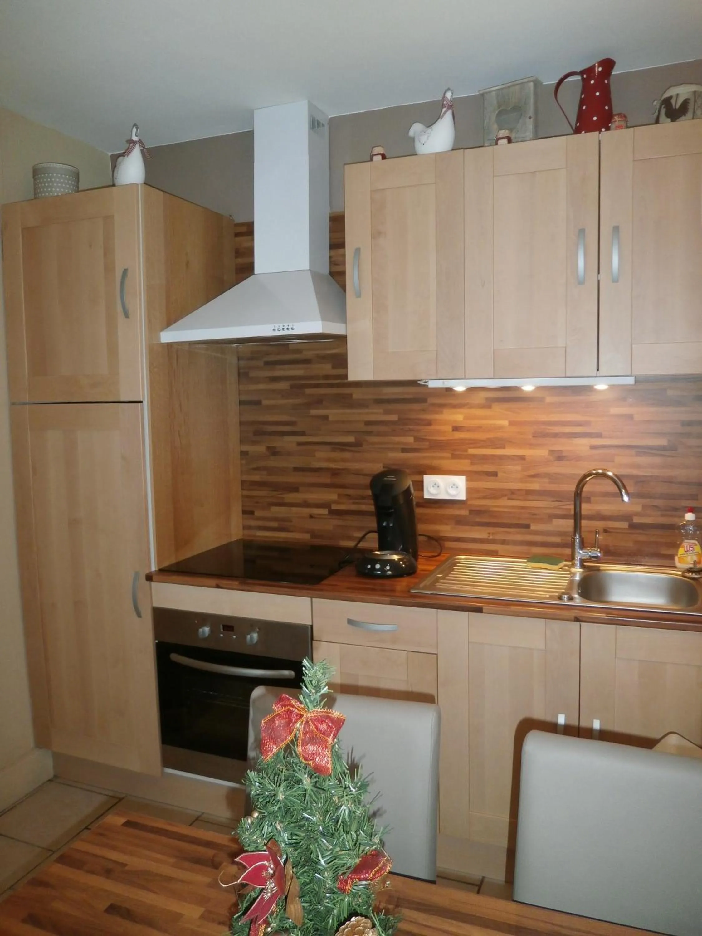Kitchen or kitchenette in Au 14 Honfleur parking privé