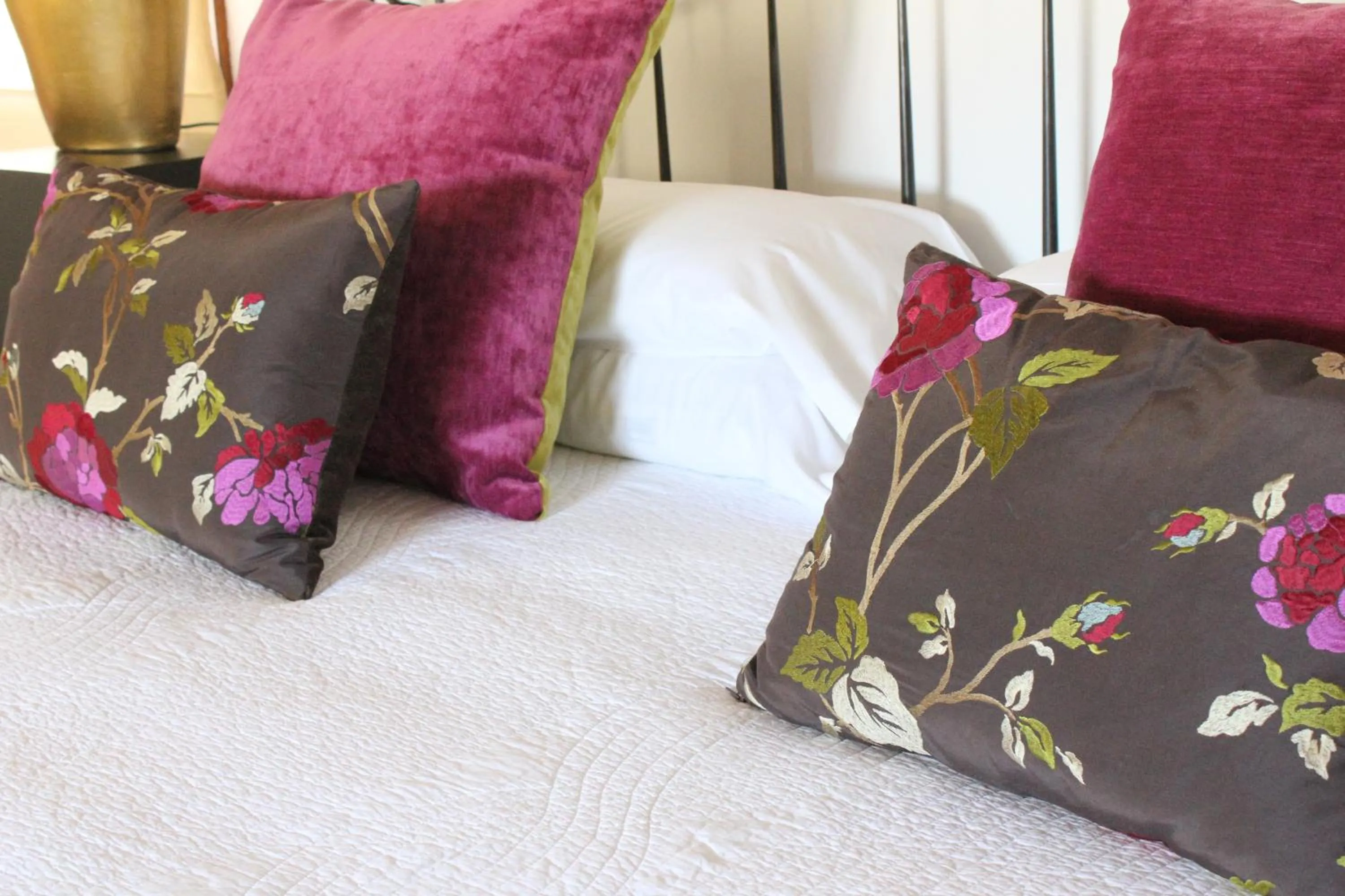 Decorative detail, Bed in Hotel Palacio Blanco