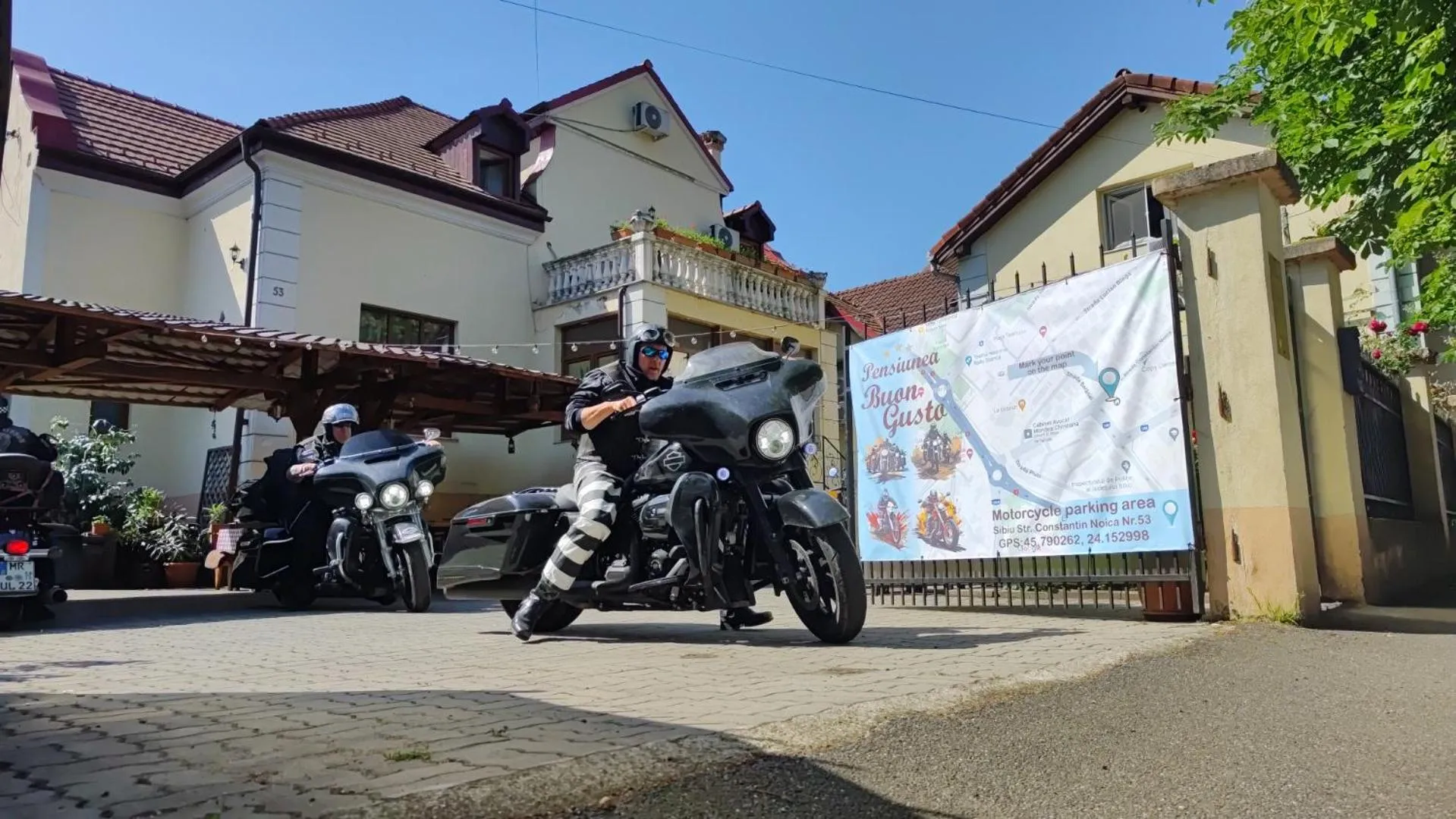 Day in Pensiunea Buon Gusto Sibiu-motorcyle friendly,city center