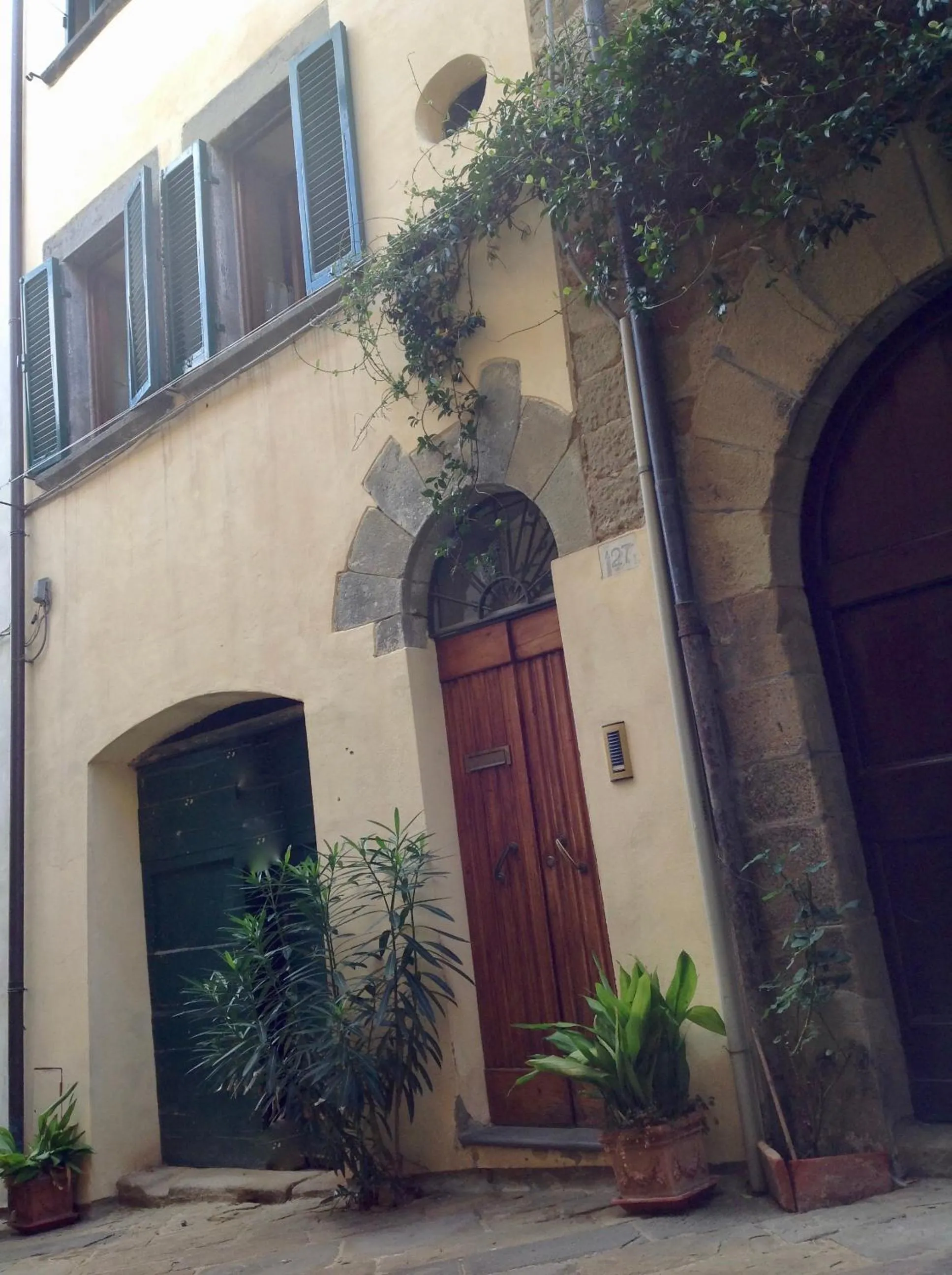 Facade/entrance in Camera Monte San Savino
