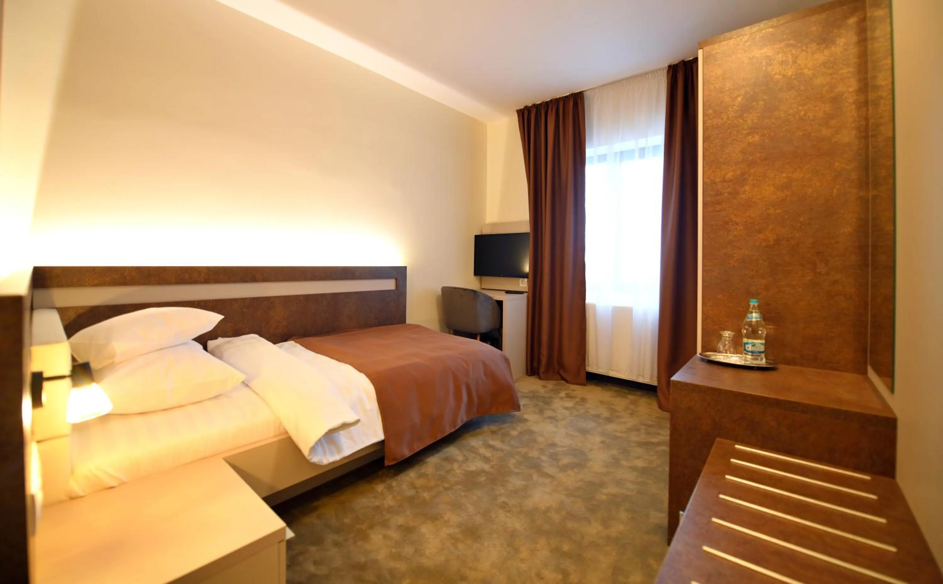 Bed in HoHa Boutique Hotel
