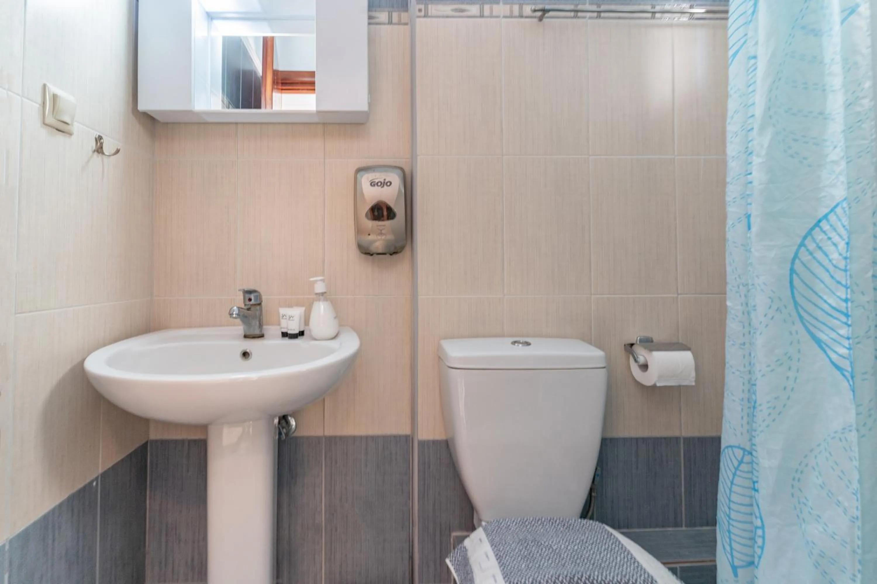 Bathroom in Erifili Kallithea