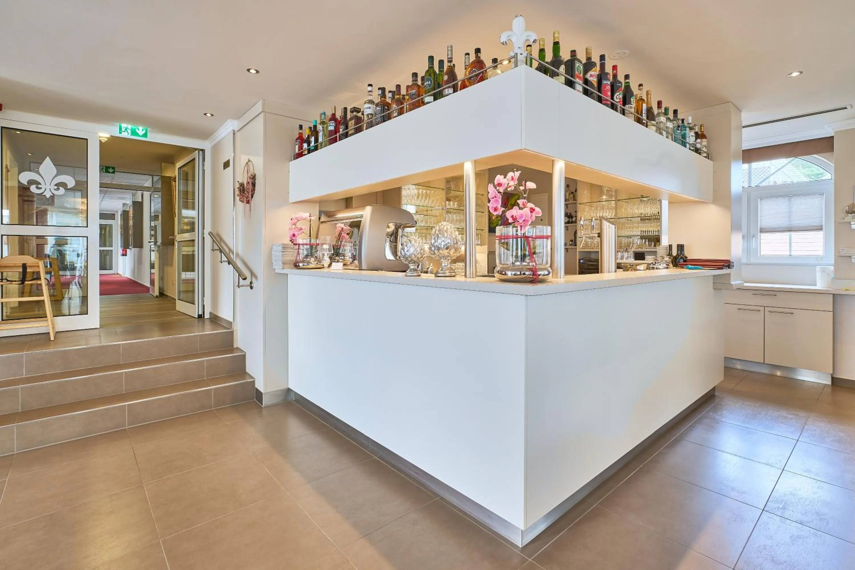 Lounge or bar in eXo Individual Hotel Waghäuseler Hof