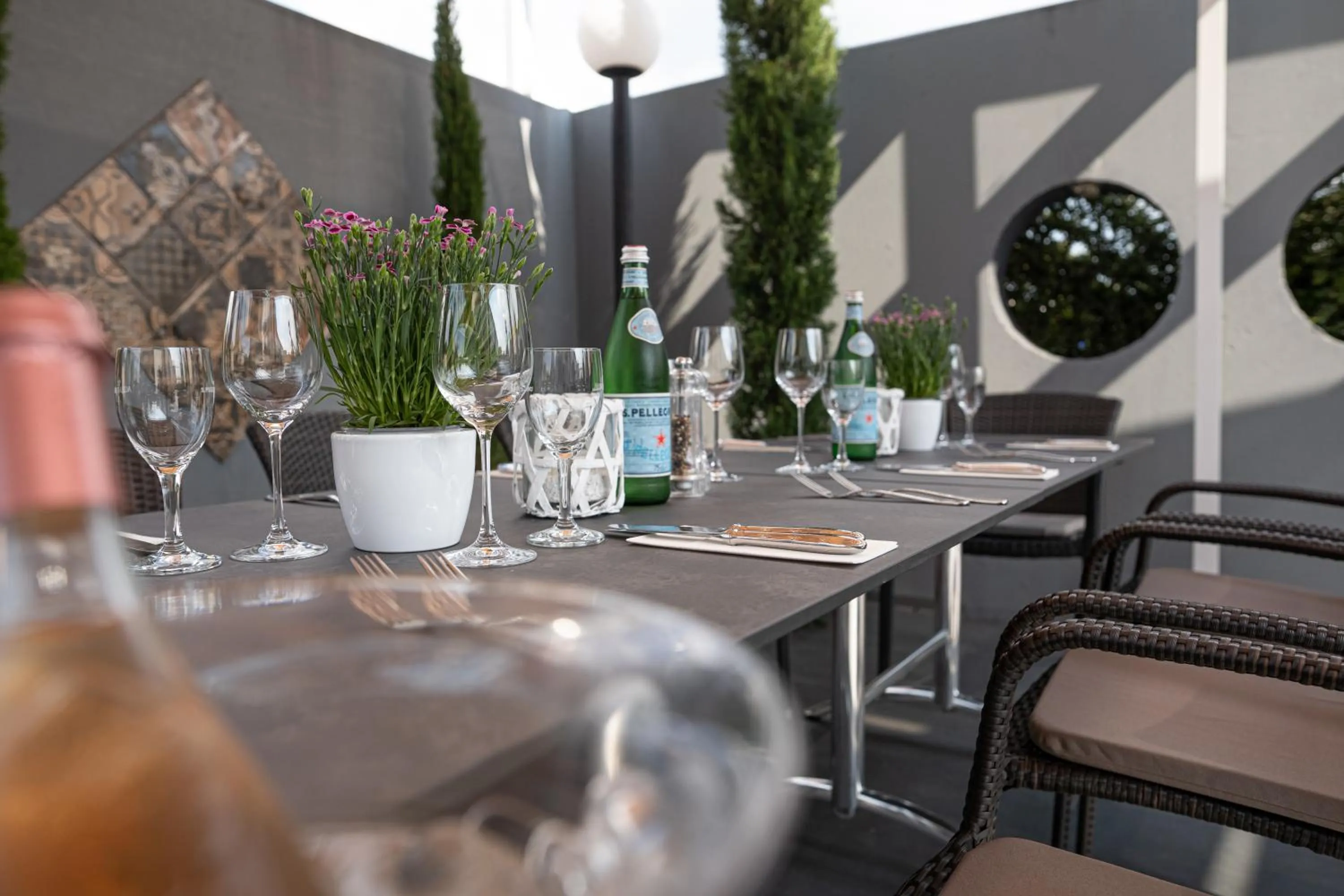 Restaurant/places to eat in eXo Individual Hotel Waghäuseler Hof