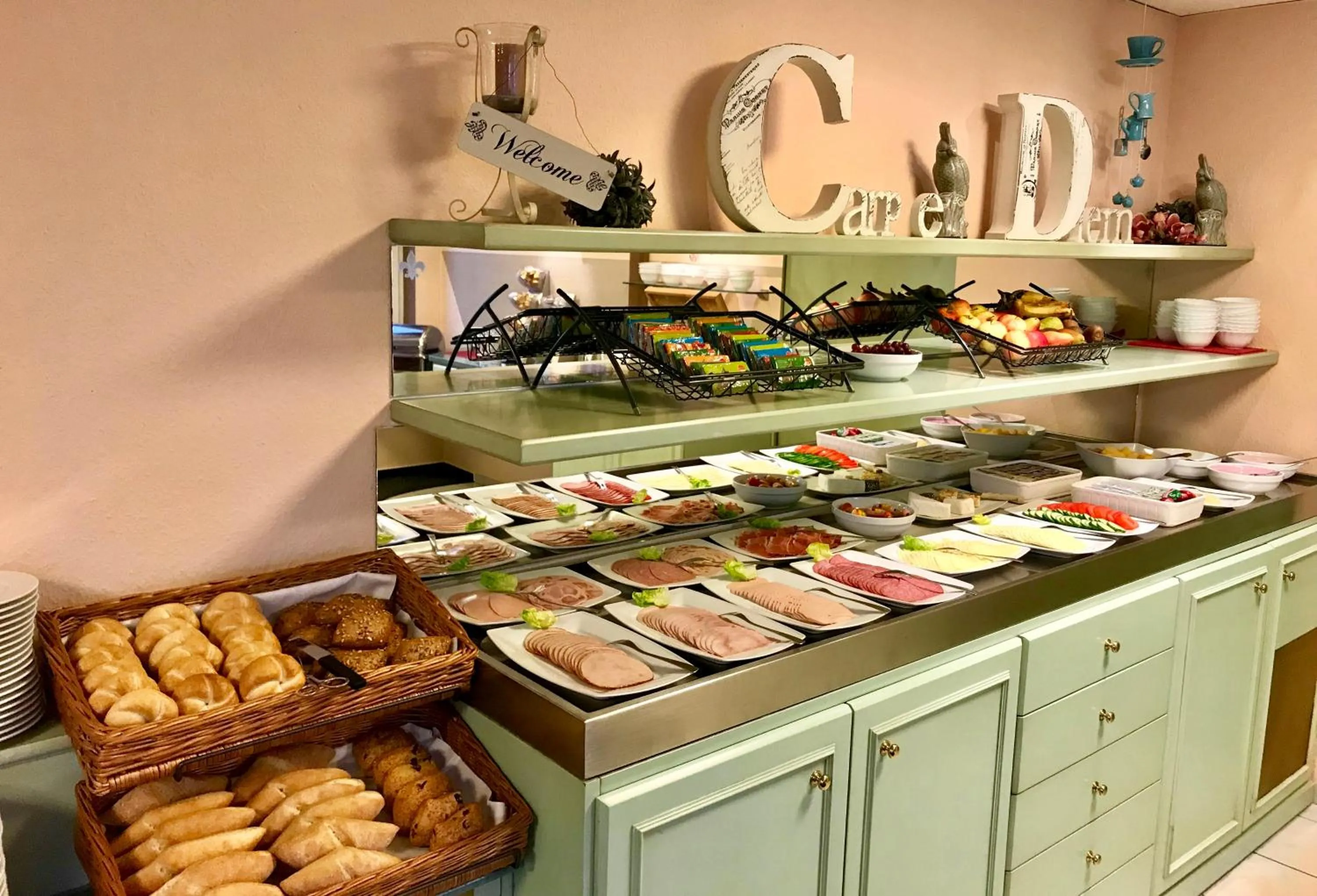 Food and drinks in eXo Individual Hotel Waghäuseler Hof