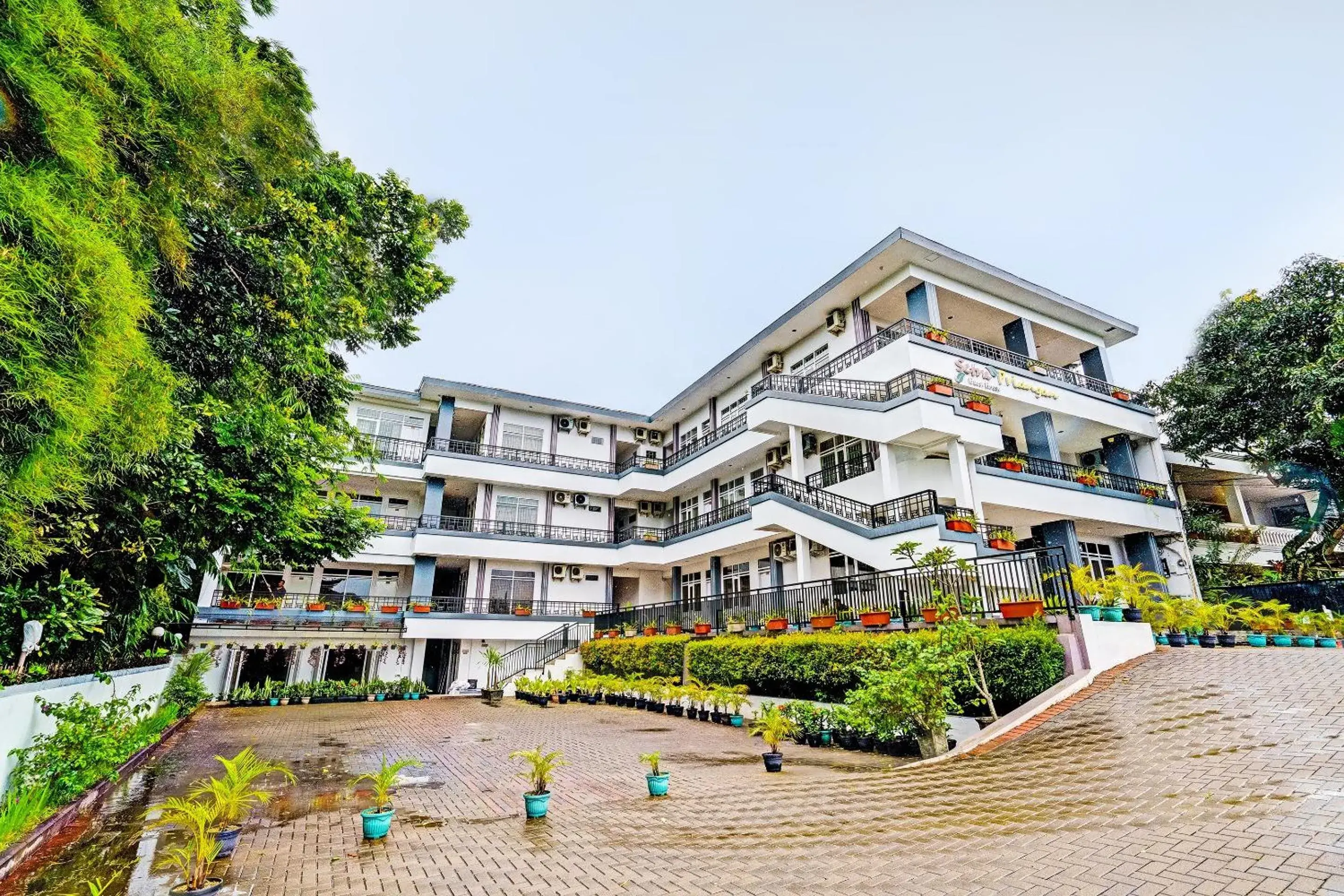 Facade/entrance in Collection O 92277 Setra Priangan Guest House Facade/entrance in Collection O 92277 Setra Priangan Guest House