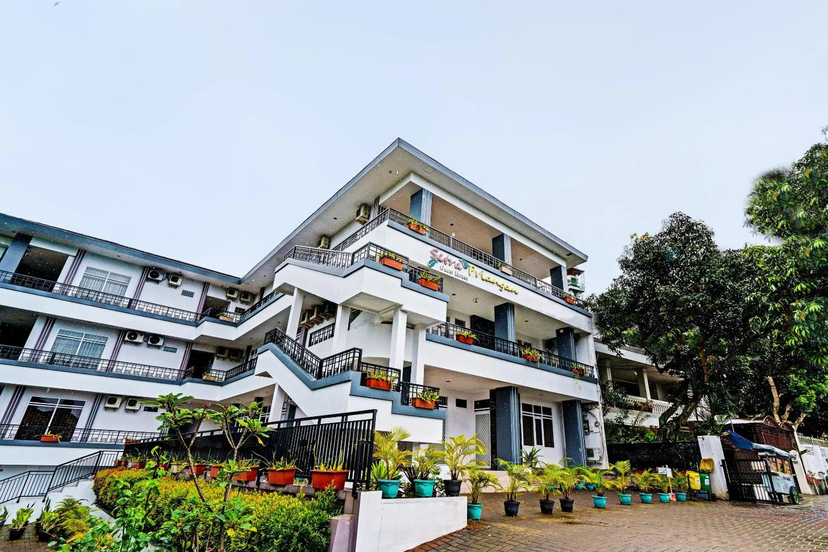 Facade/entrance in Collection O 92277 Setra Priangan Guest House