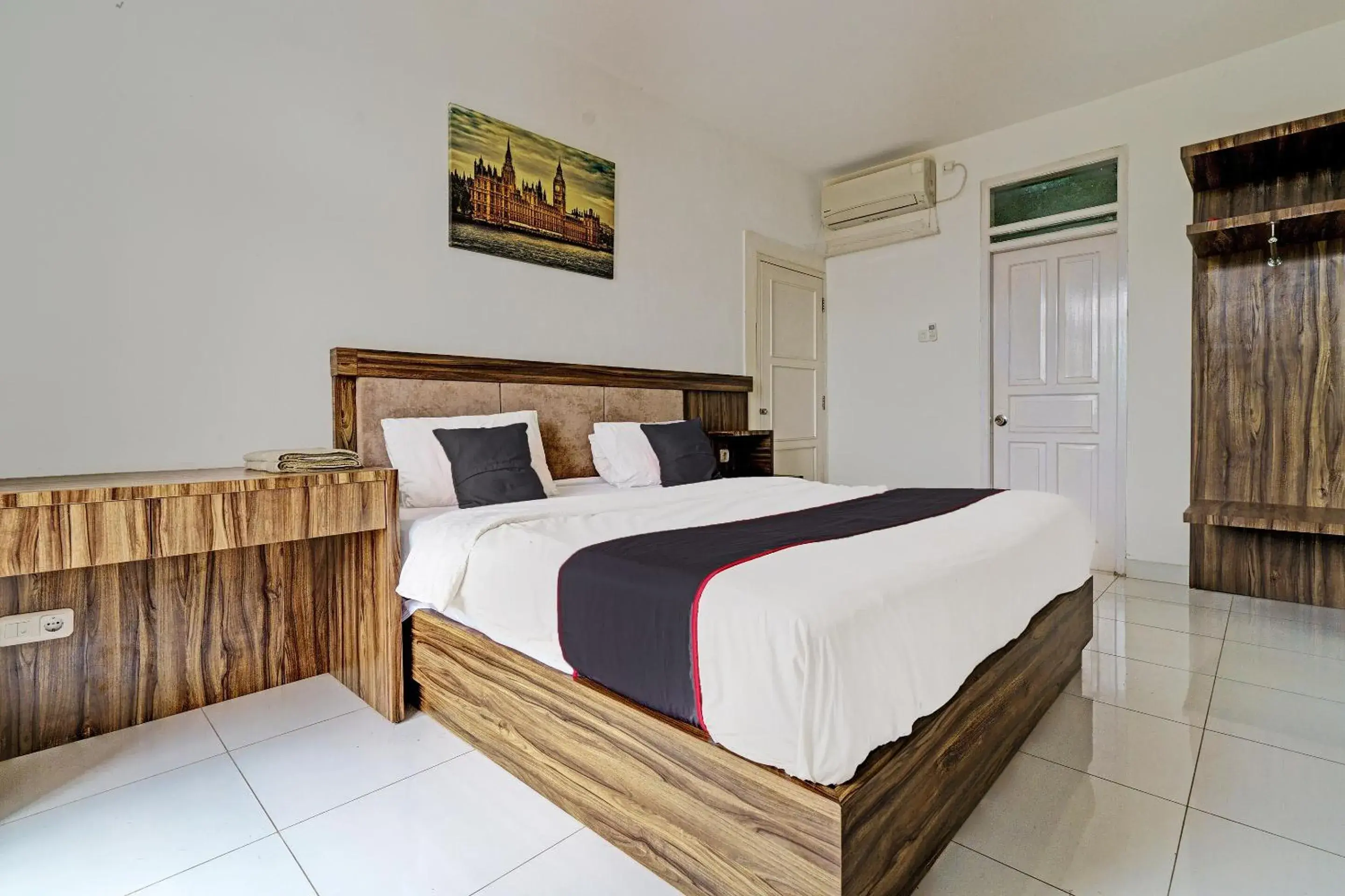 Bedroom, Bed in Collection O 92277 Setra Priangan Guest House Bedroom, Bed in Collection O 92277 Setra Priangan Guest House