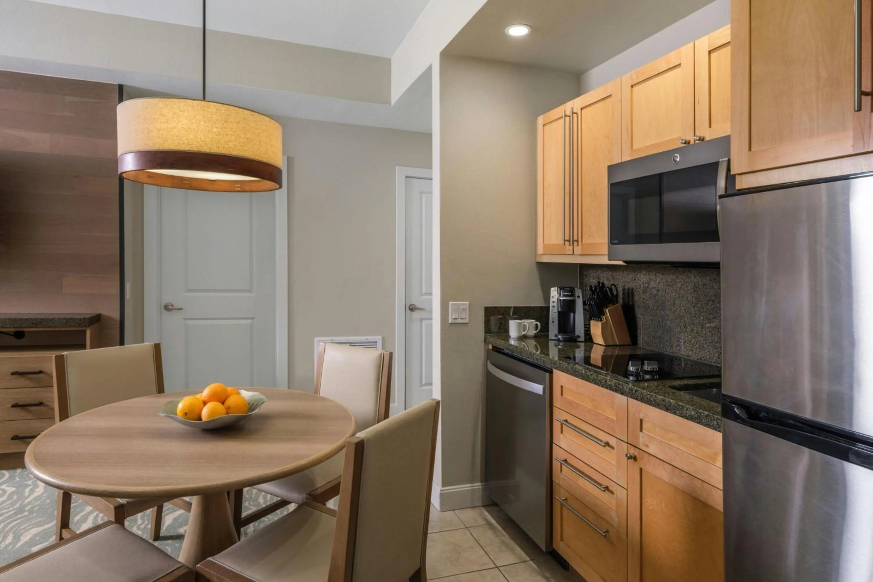 Kitchen or kitchenette in The Westin Kierland Villas, Scottsdale