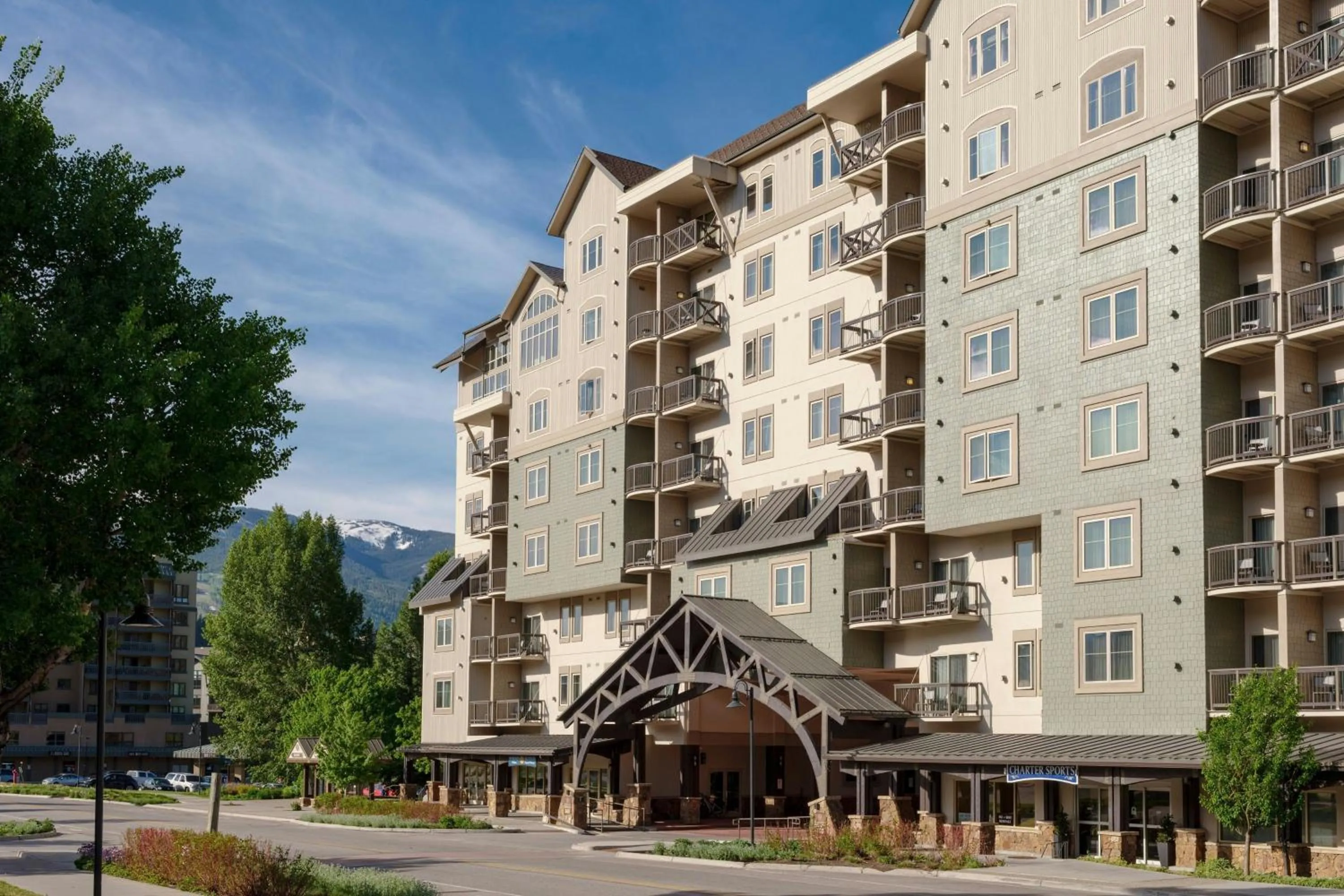 Property building in Sheraton Mountain Vista Villas, Avon / Vail Valley