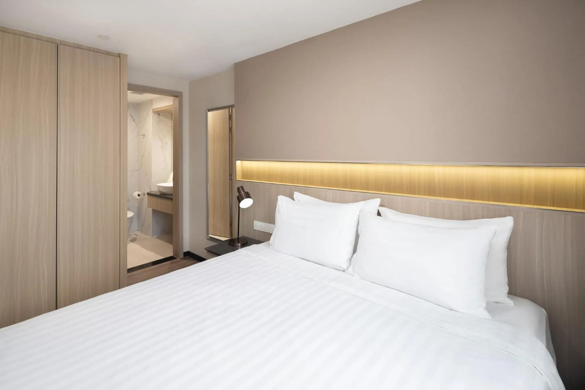 Bed in Park Avenue Clemenceau