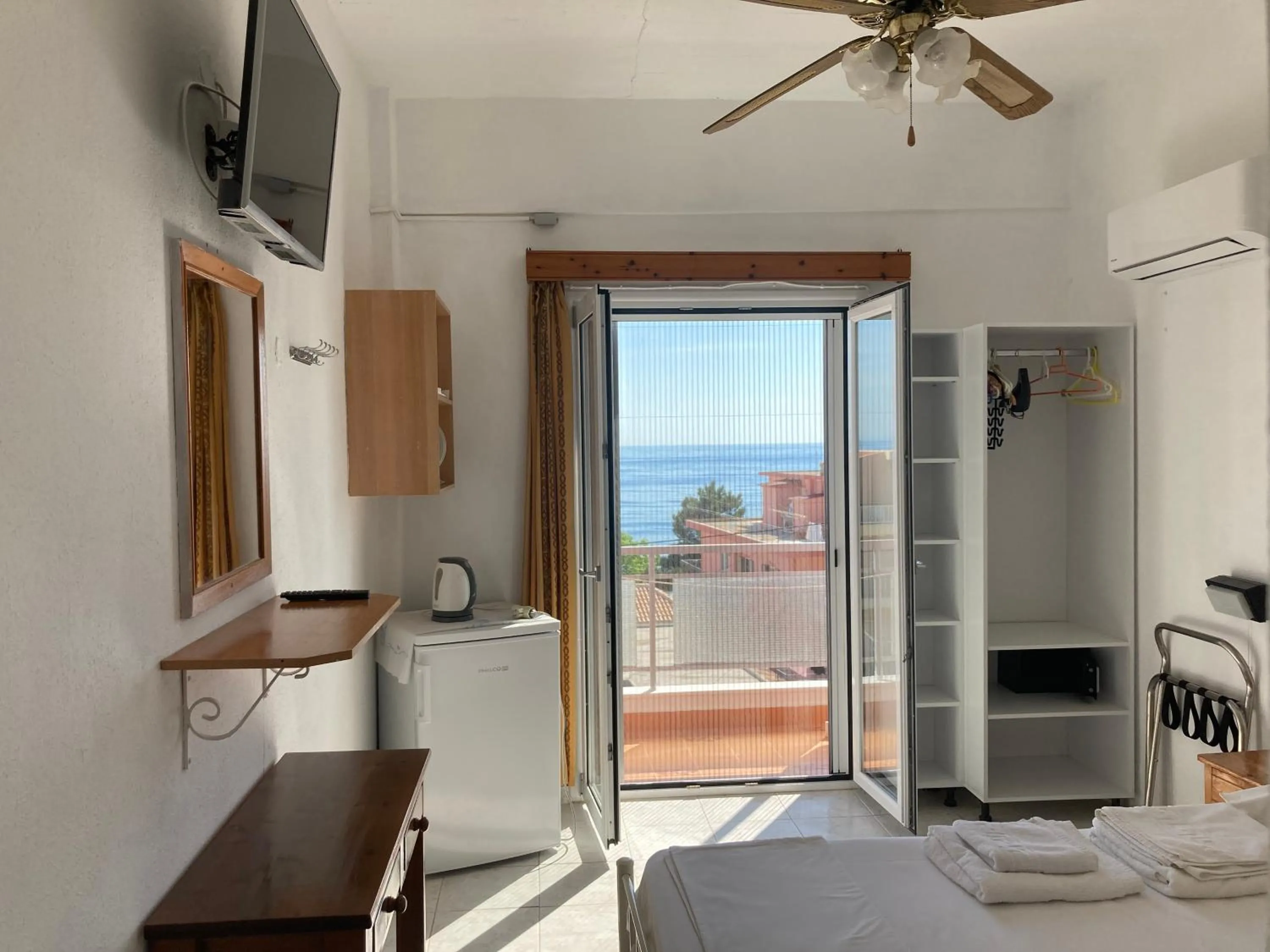 Bedroom in Hotel Galini