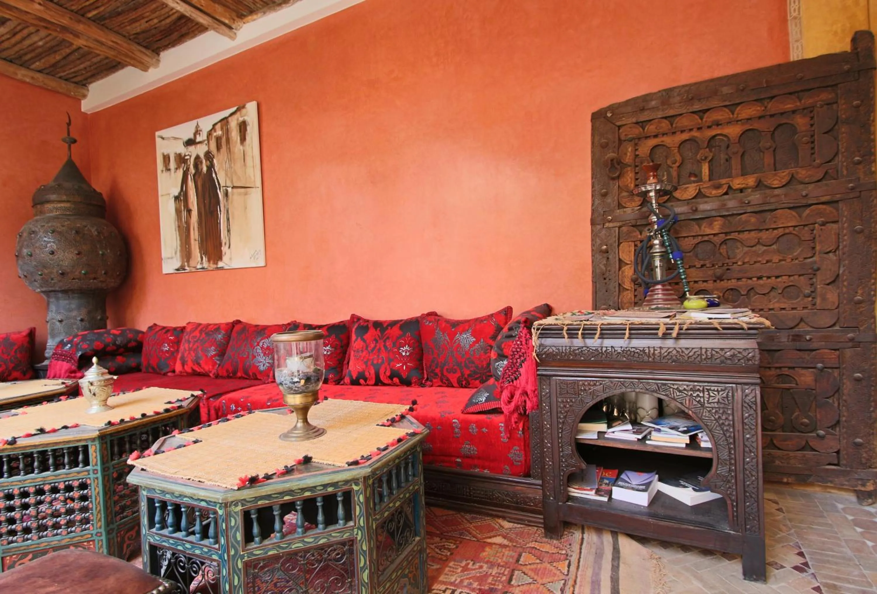 Living room in RIAD MAKENE MOUCHKILL
