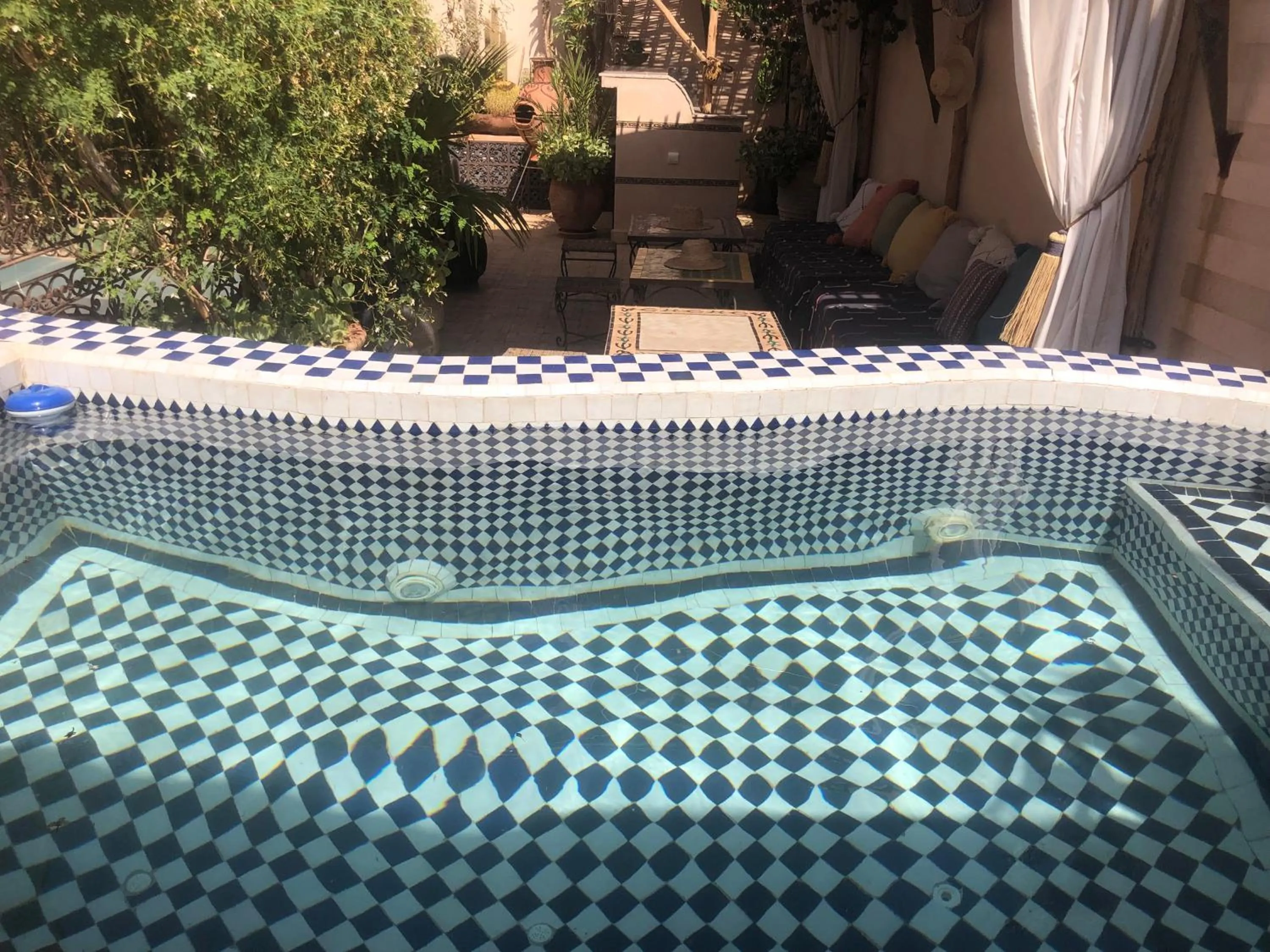 Swimming pool in RIAD MAKENE MOUCHKILL