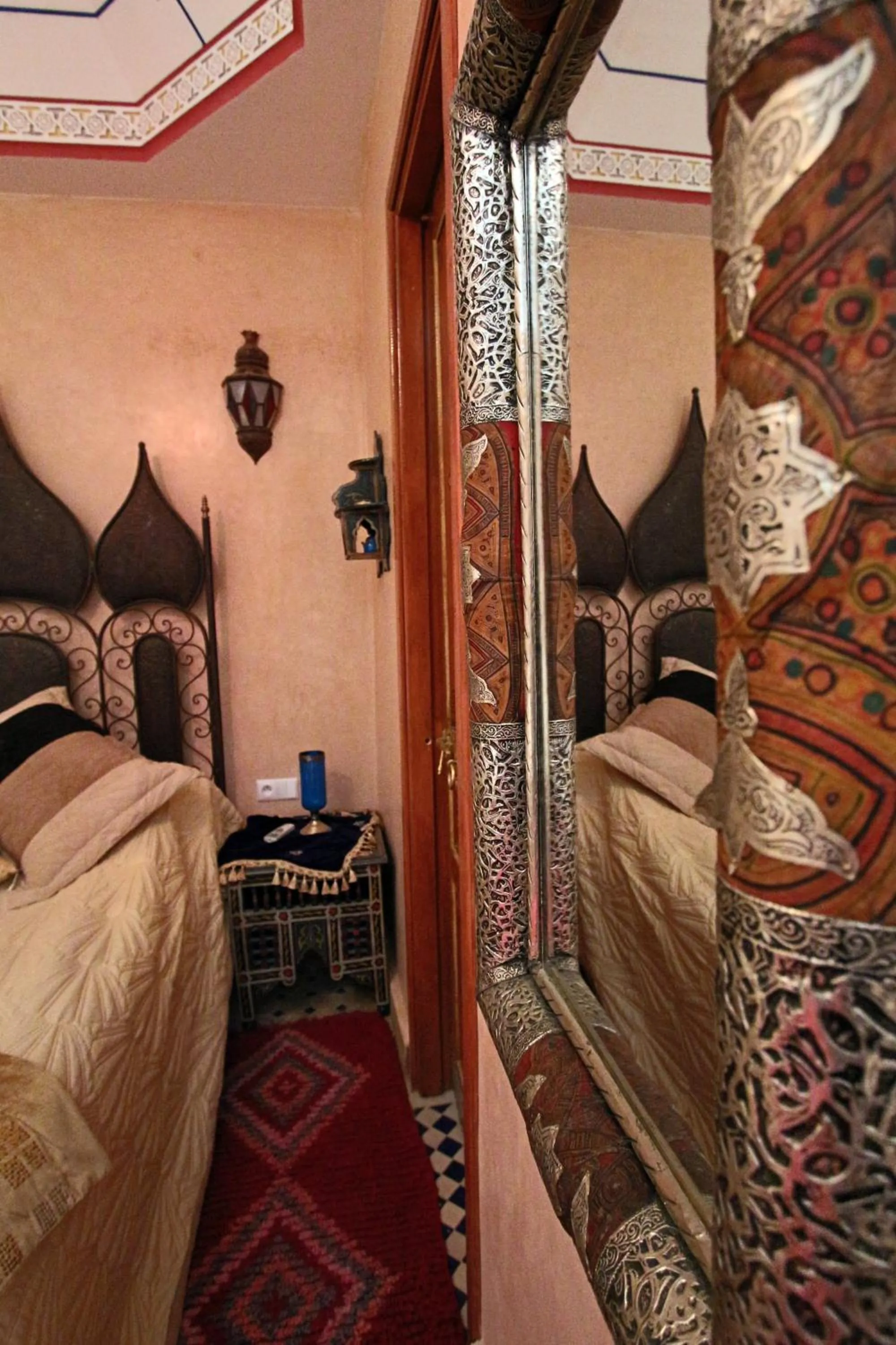 Bed in RIAD MAKENE MOUCHKILL