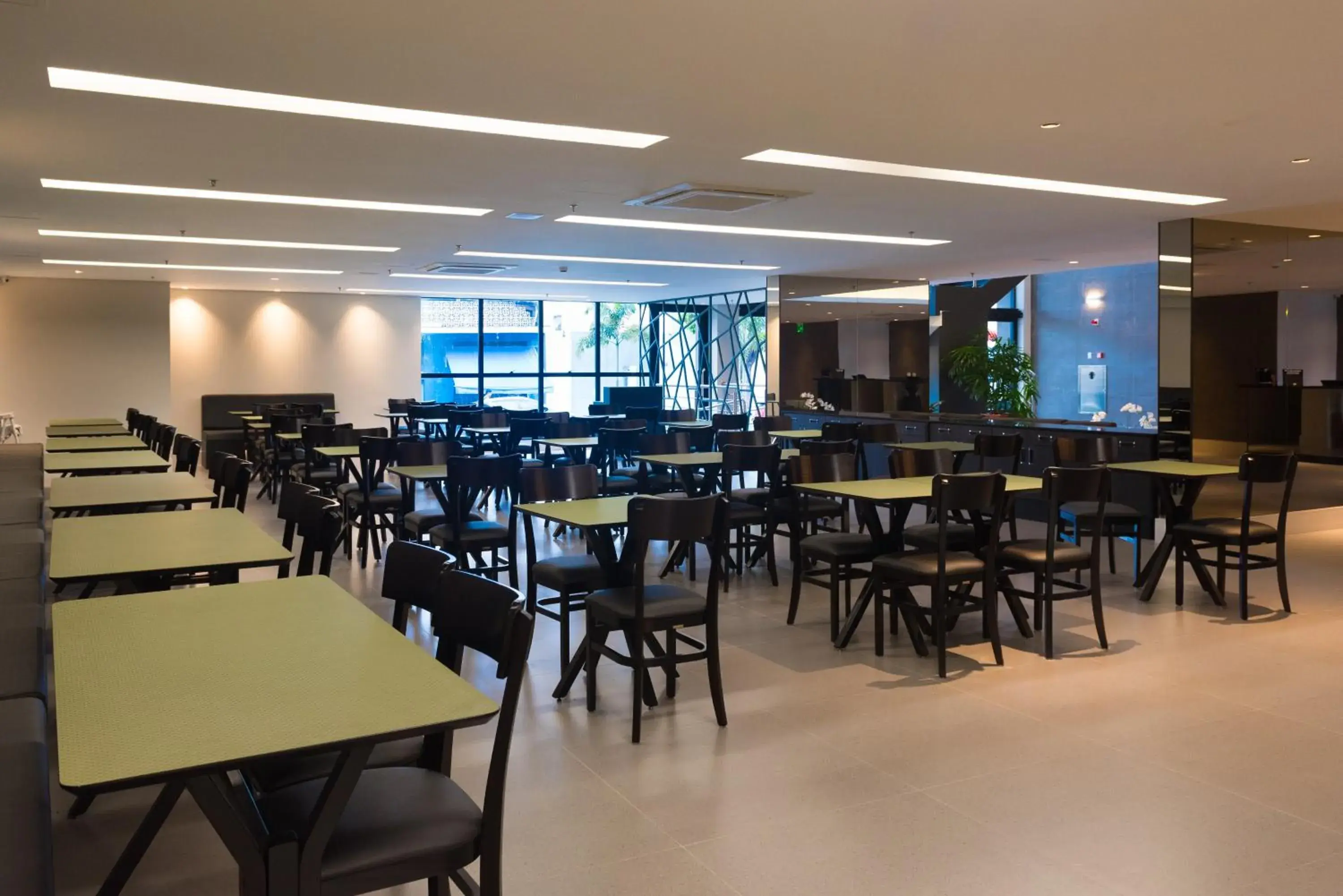 Restaurant/places to eat in Intercity São Paulo Anhembi Restaurant/places to eat in Intercity São Paulo Anhembi