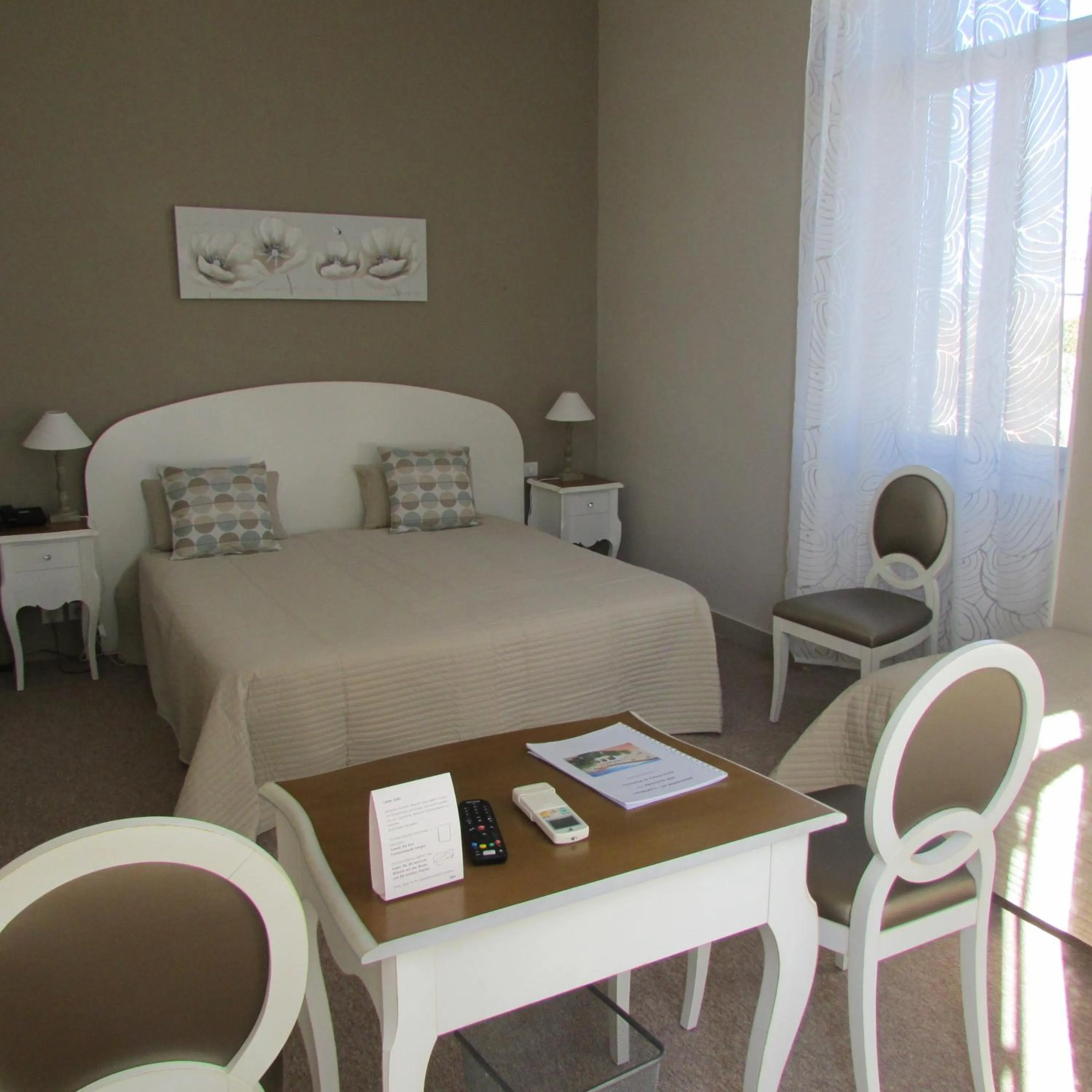 Bedroom in Le Castelet des Alpilles