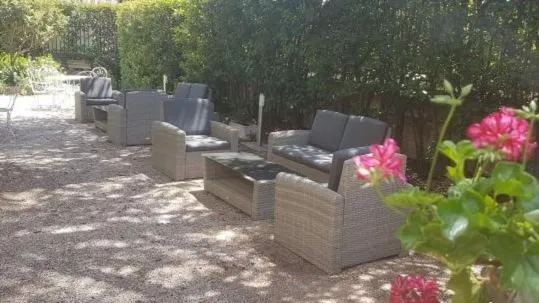 Property building in Le Castelet des Alpilles