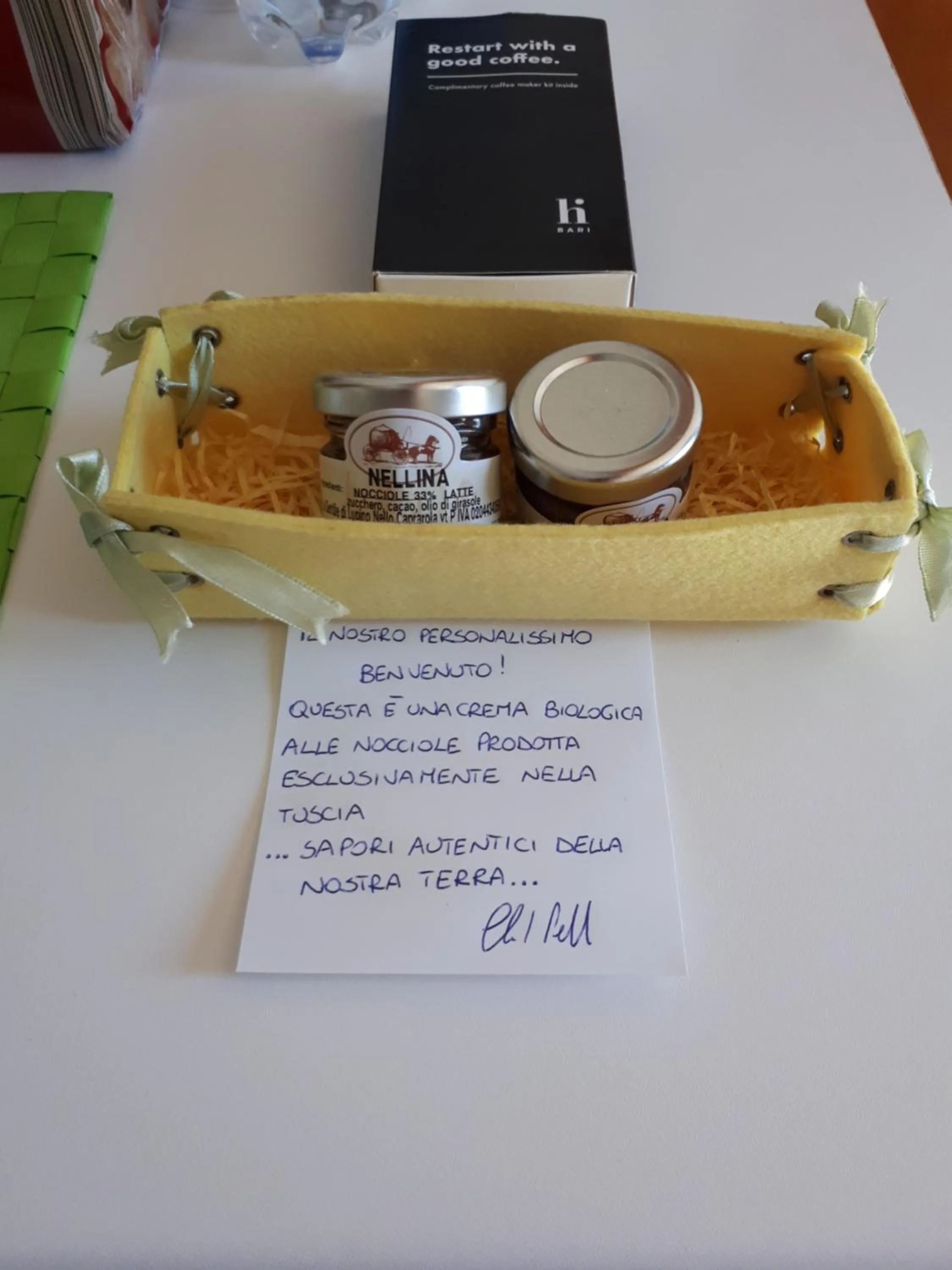 Buffet breakfast in Bed and Breakfast La Palanzana