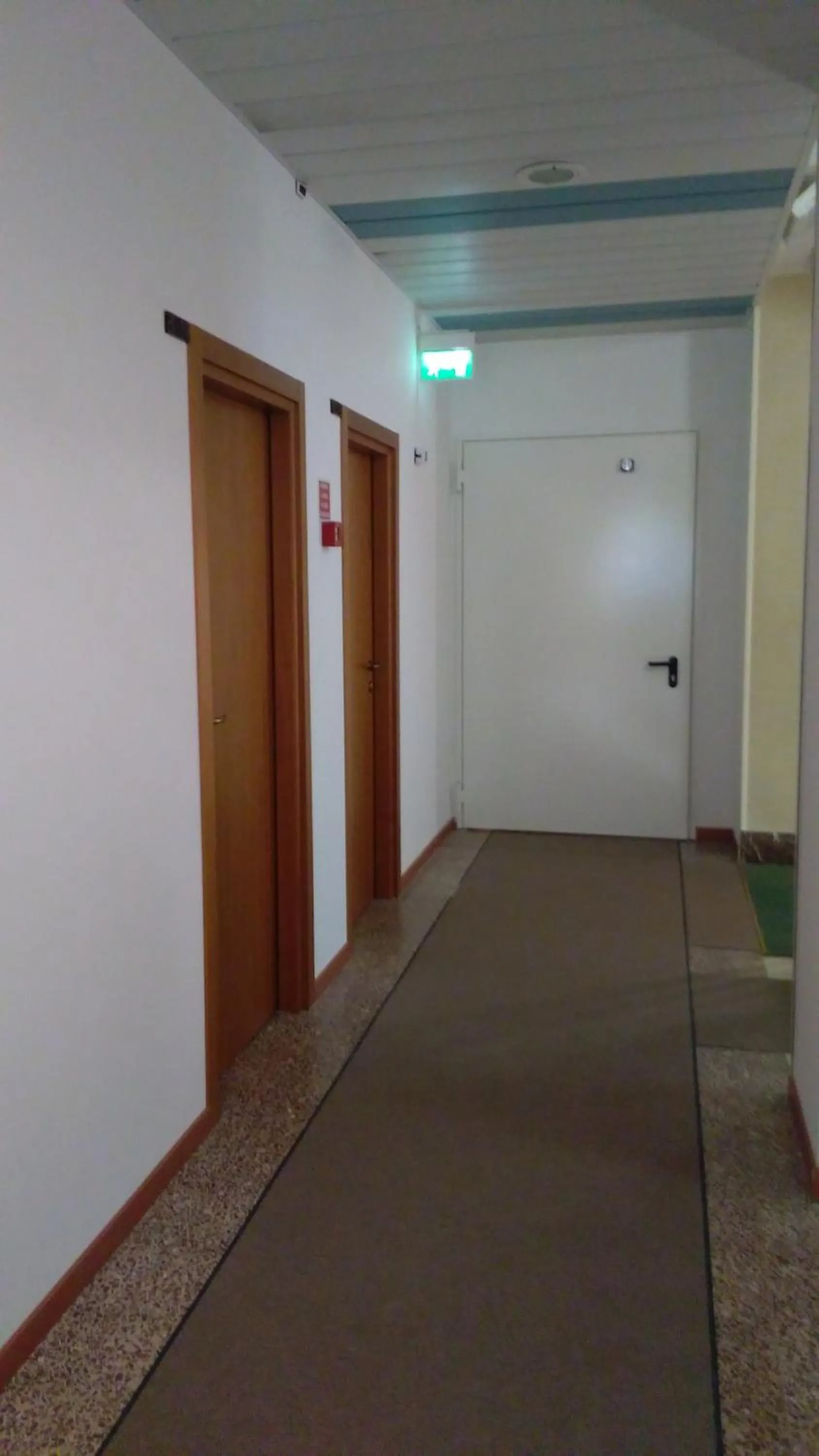 Communal lounge/ TV room in Hotel Glenn