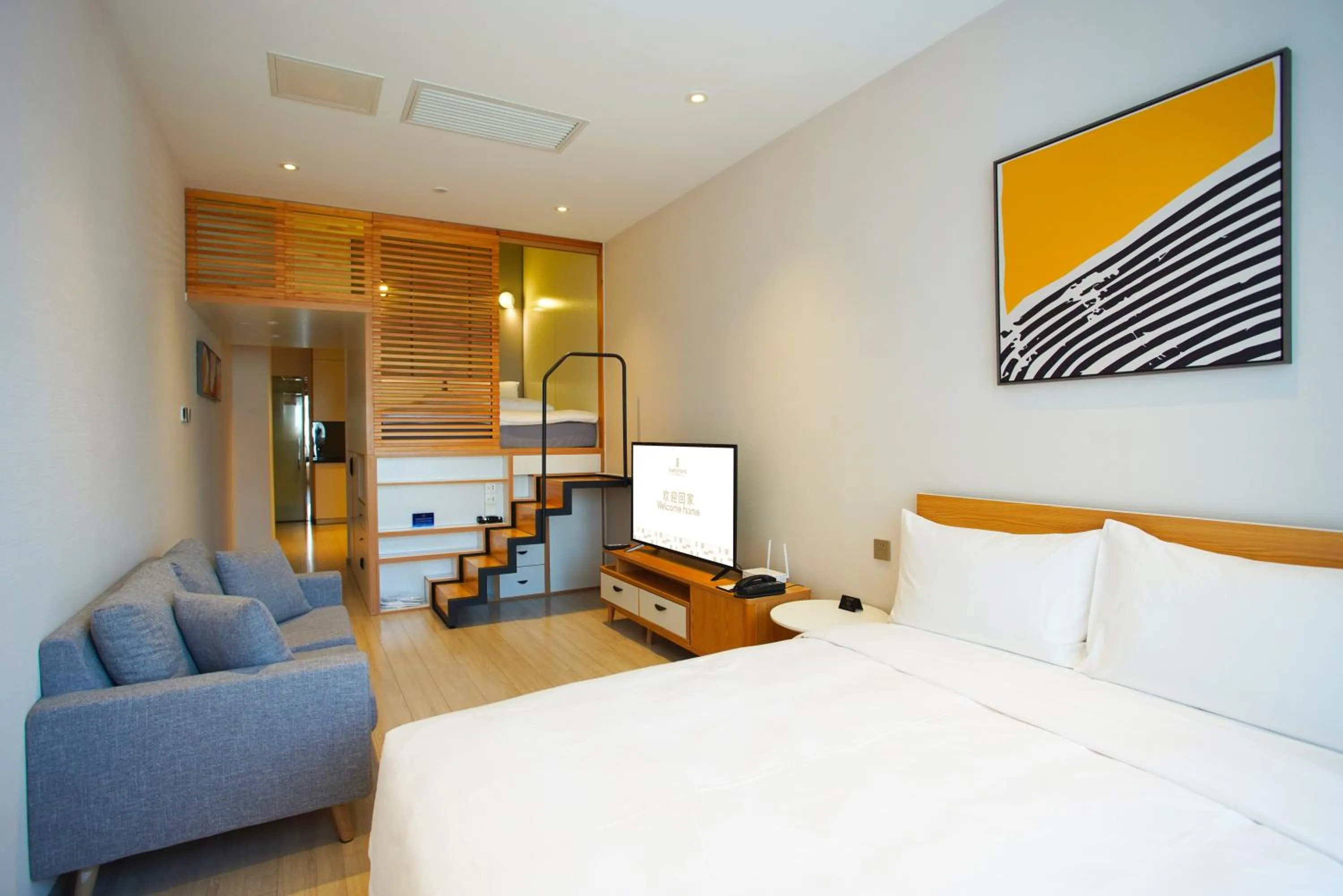 Bed in Livefortuna Hotel