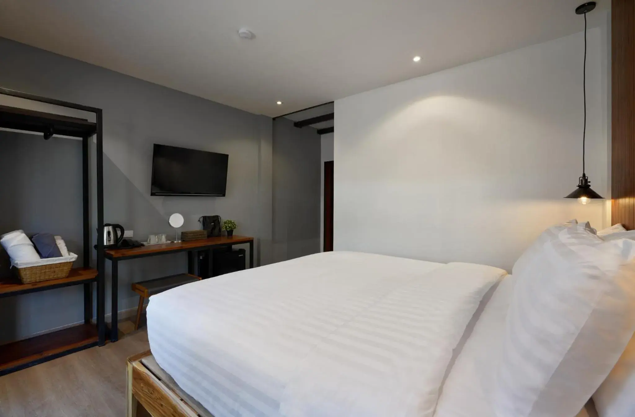 Bed in P2 Wood Loft Bed in P2 Wood Loft