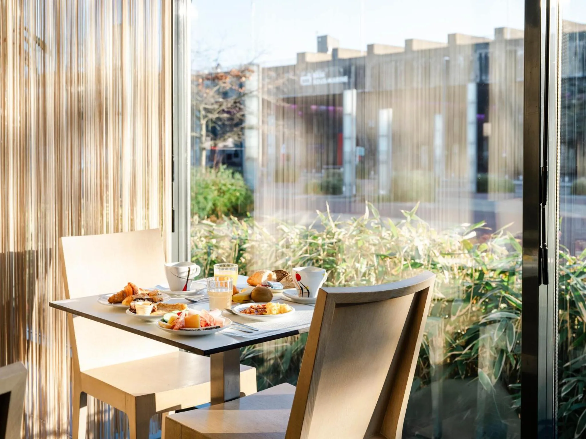 Breakfast in Holiday Inn Express Saint-Nazaire by IHG