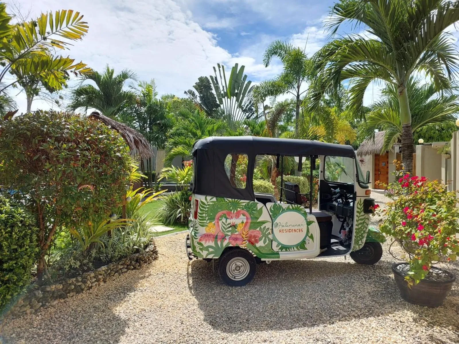 Halamanan Residences