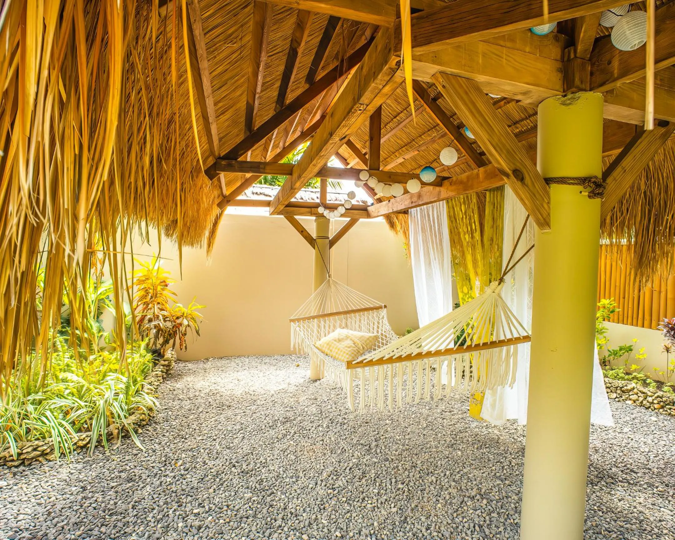 Halamanan Residences