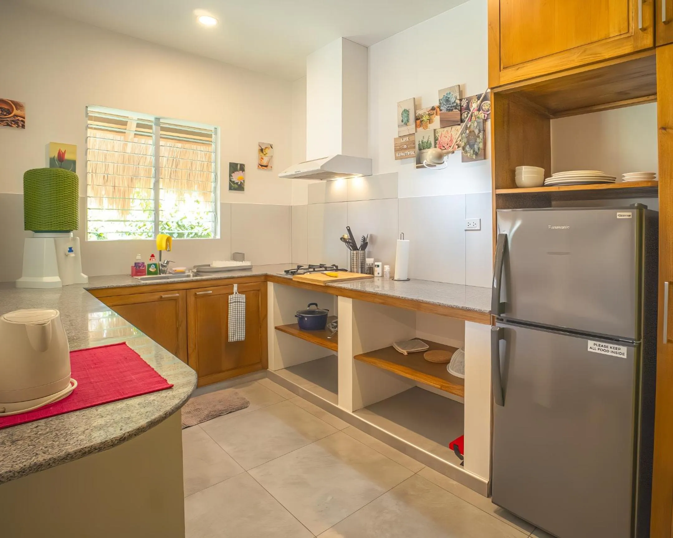 Halamanan Residences