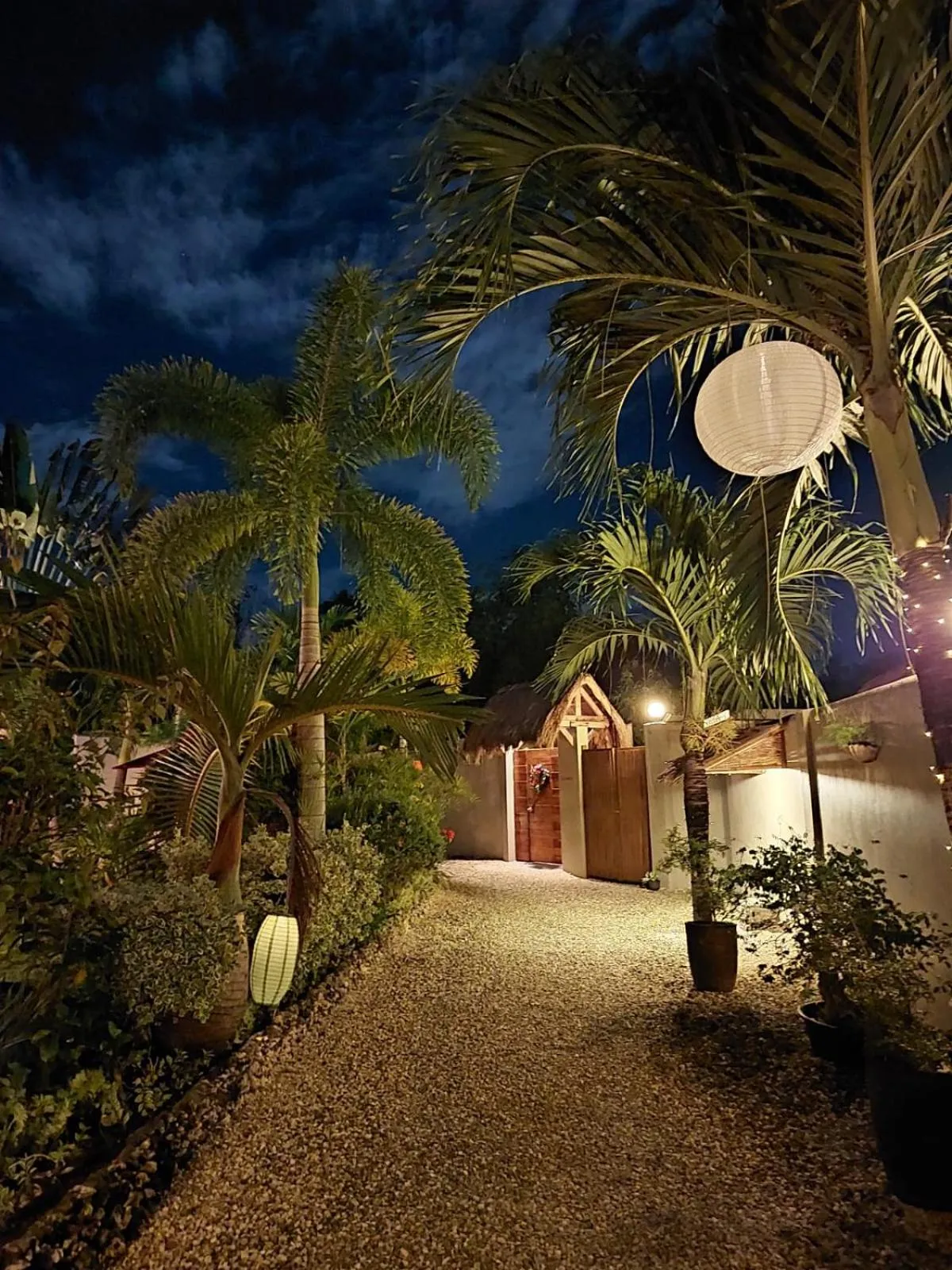 Halamanan Residences