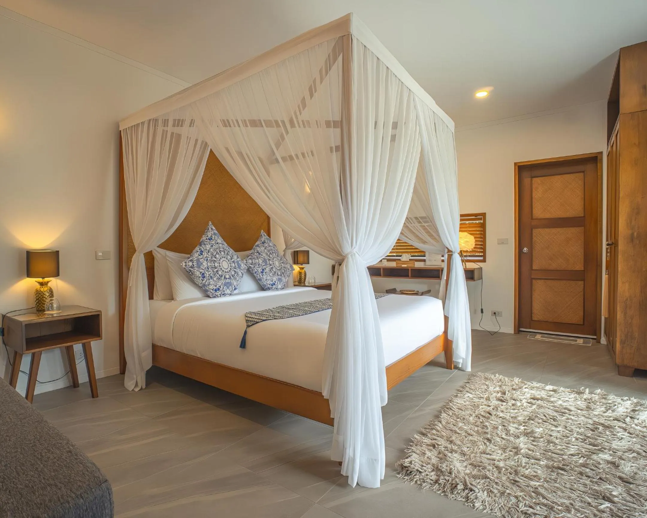 Bed in Halamanan Residences