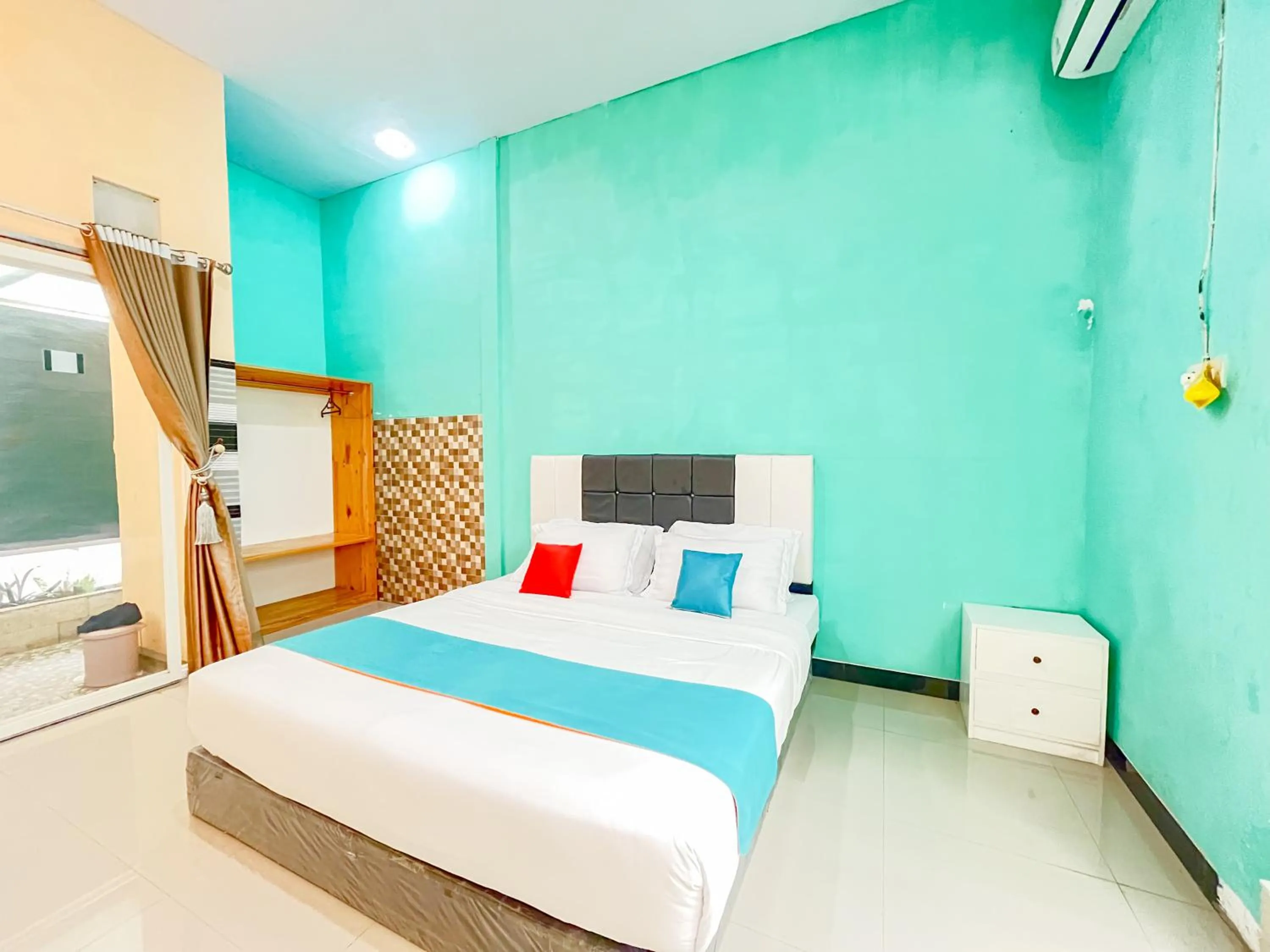 Bedroom, Bed in Sans Borobudur Homestay Banyuwangi